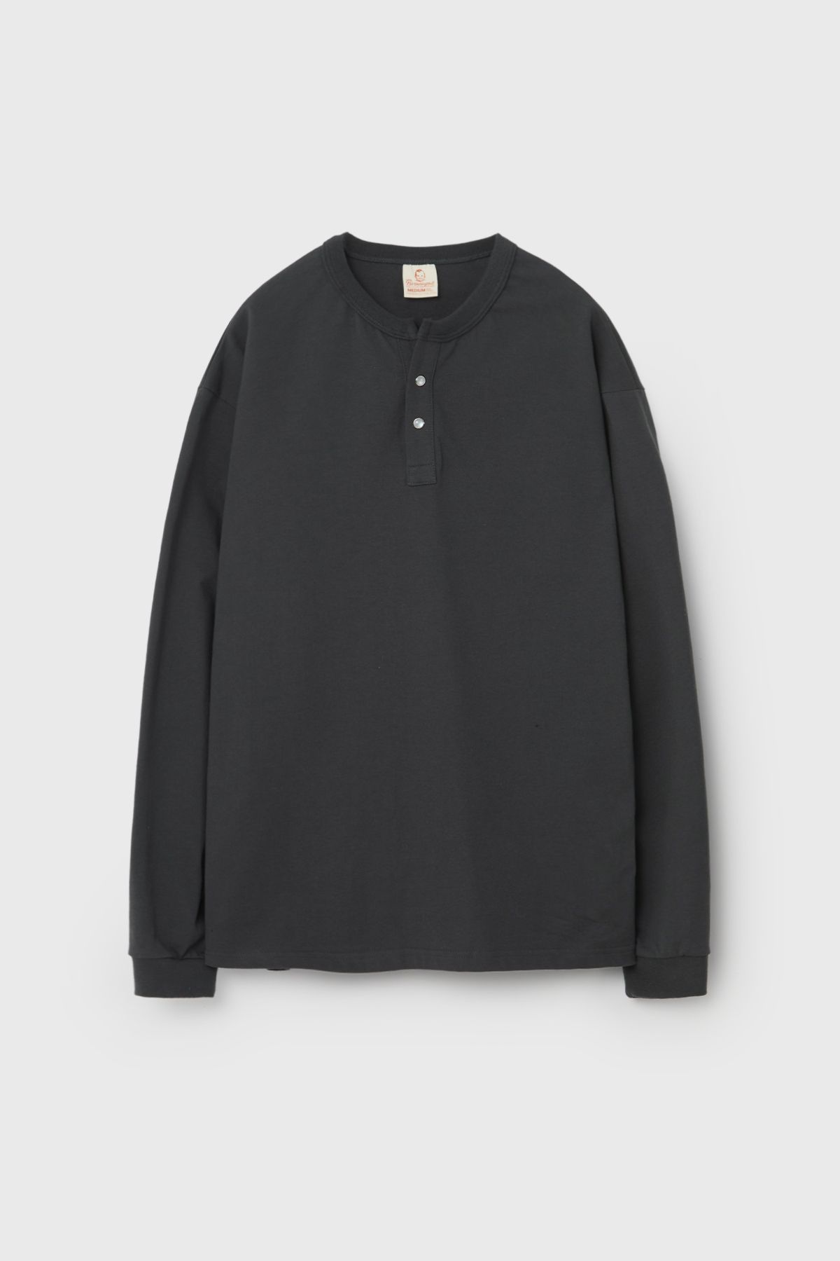벌스데이수트(BIRTHDAYSUIT) HENLEY L/S (BLACK)