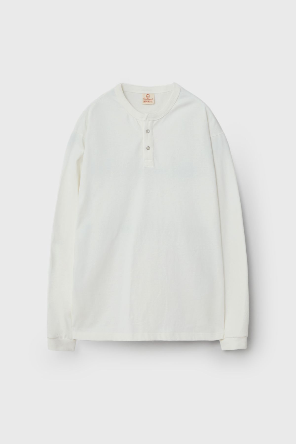 벌스데이수트(BIRTHDAYSUIT) HENLEY L/S (OFF WHITE)