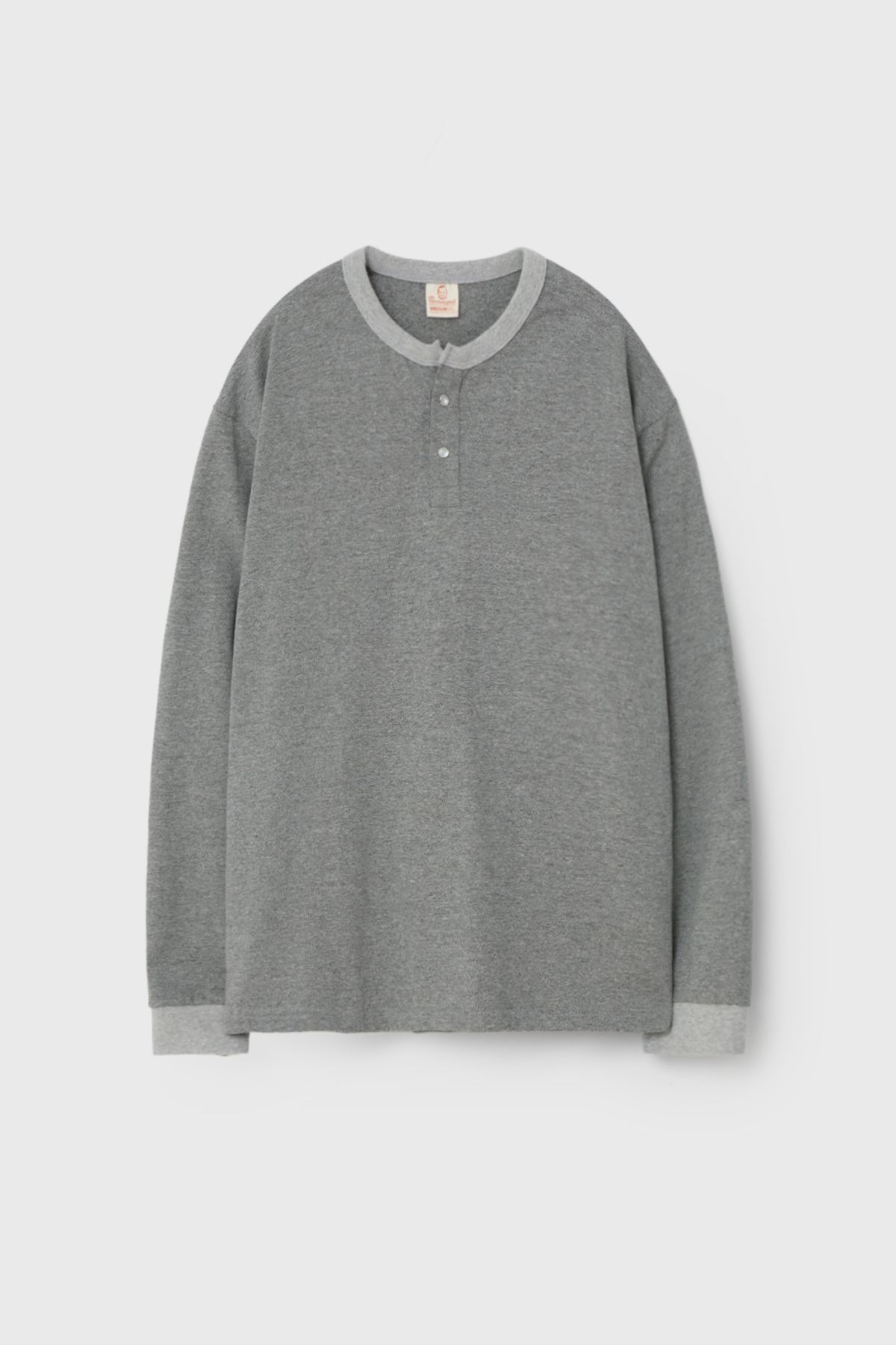 벌스데이수트(BIRTHDAYSUIT) HENLEY L/S (CHARCOAL)