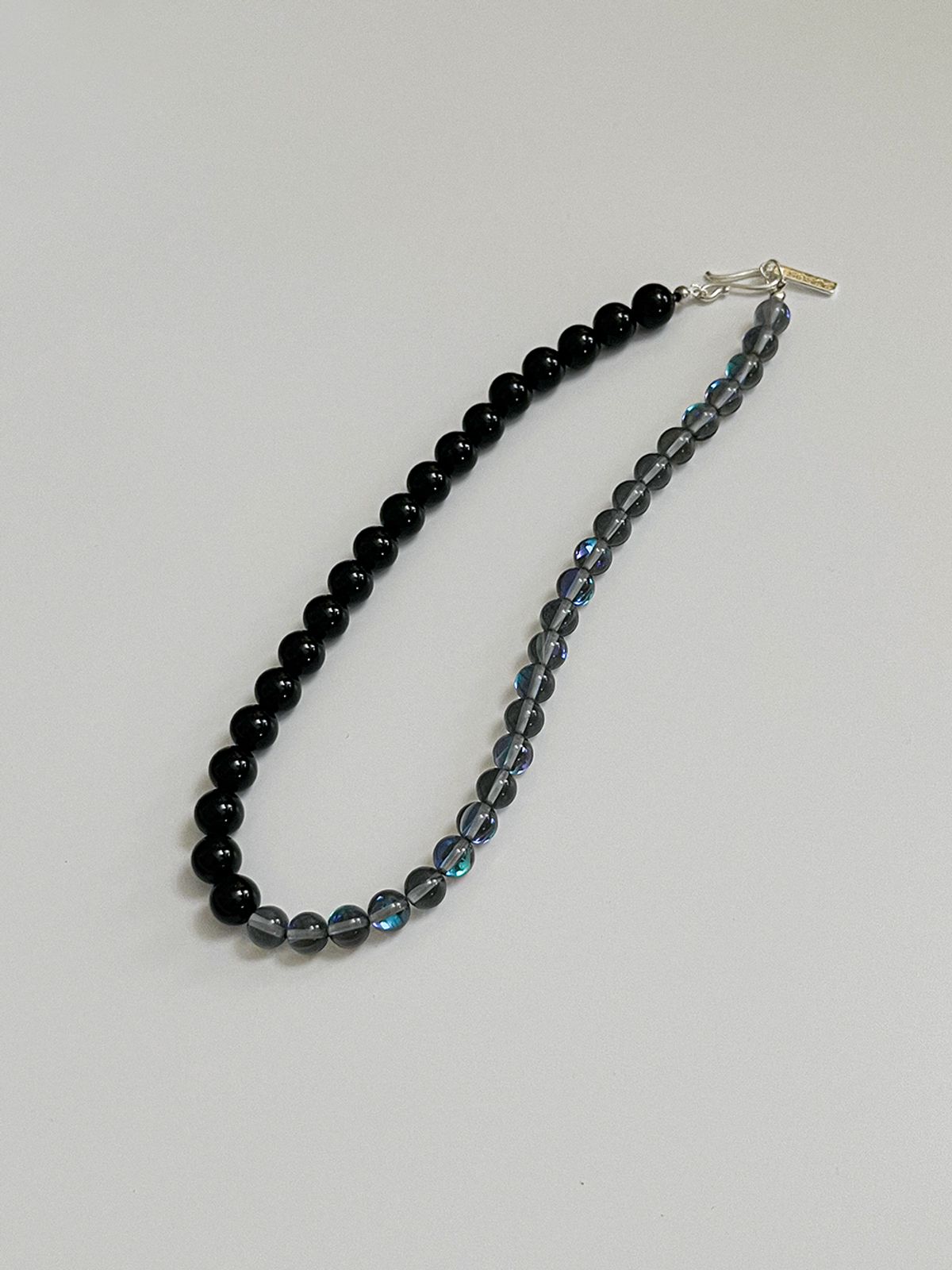 소수(SOSOO) Two Mix Gemstone Toggle Necklace [Aurora]