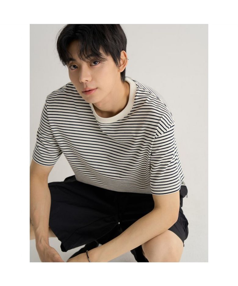 데일리 스트라이프 반소매티  화이트