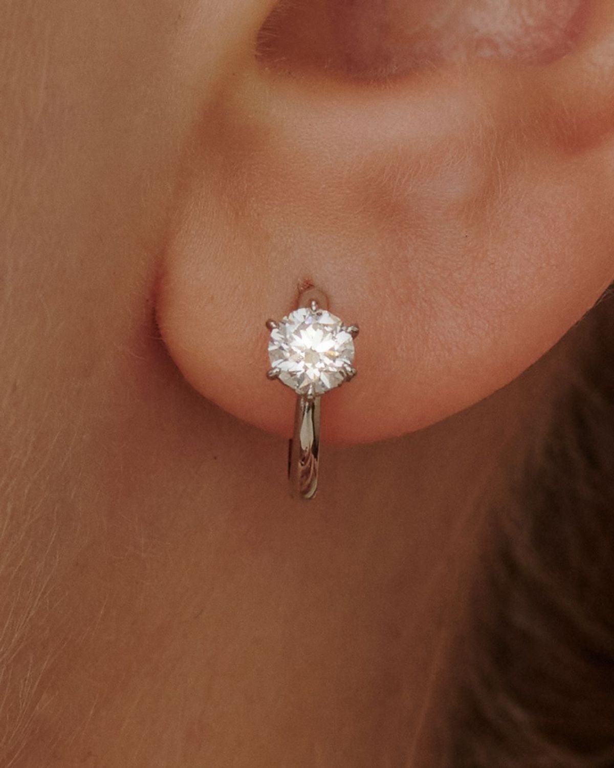 러비앤비(LOVEENB) [14K gold] 3부 랩다이아몬드 라운드 귀걸이