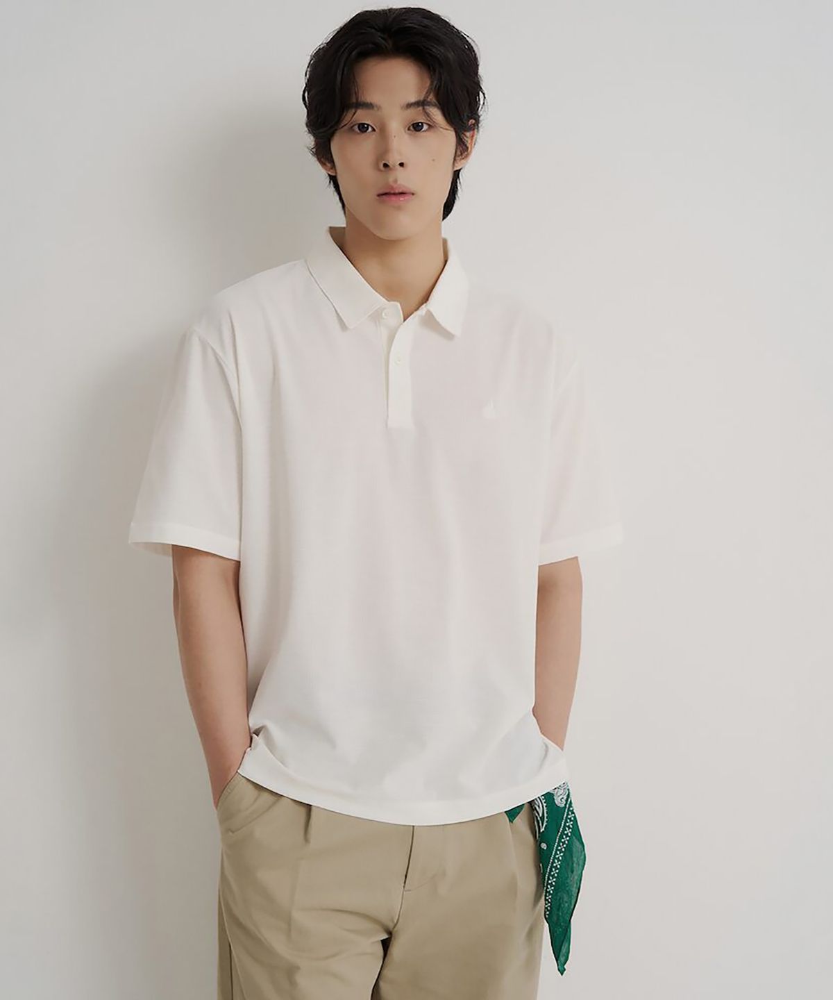 빈폴 멘(BEANPOLE MEN) 에어도트 칼라넥 반소매 티셔츠  아이보리