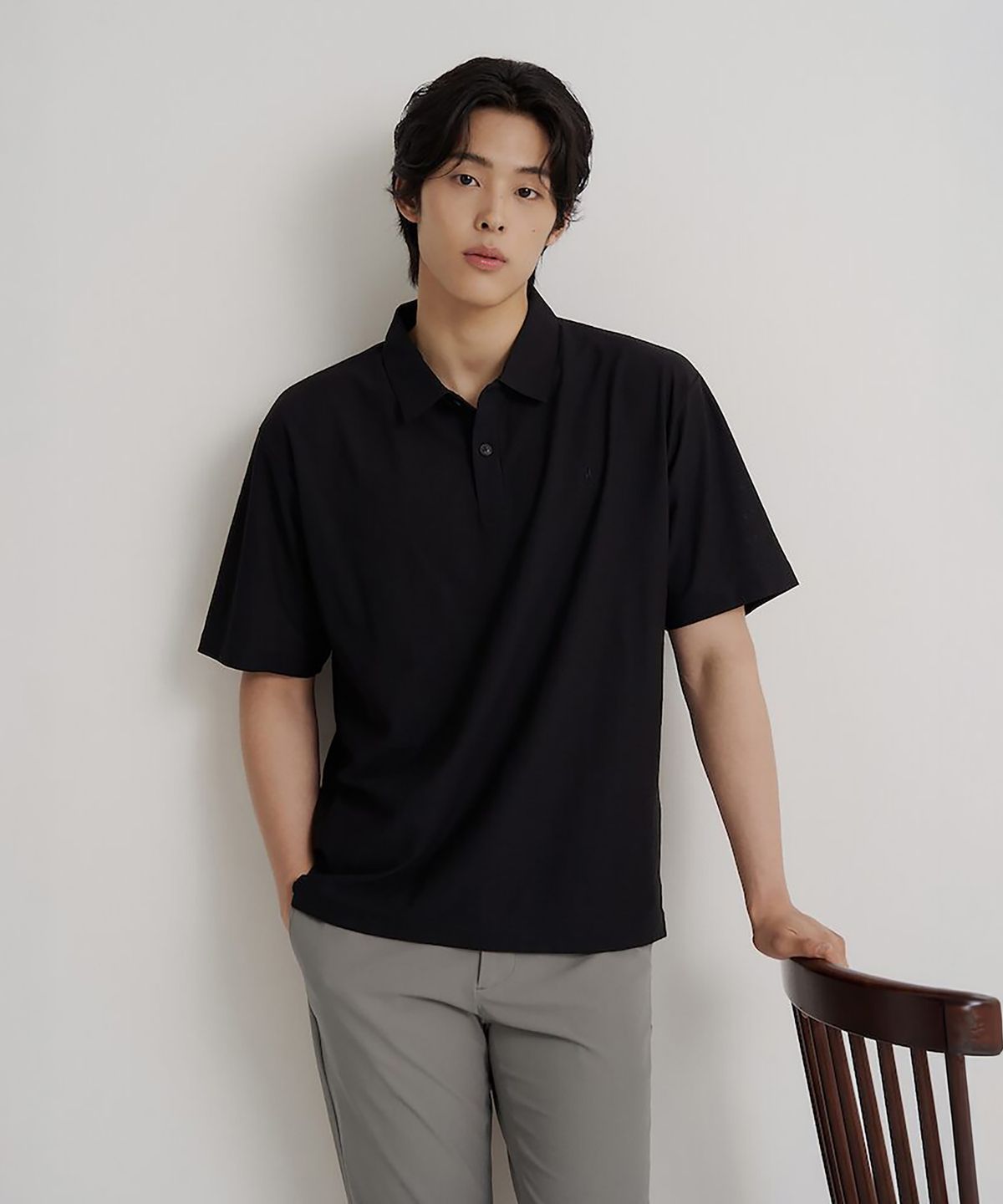 빈폴 멘(BEANPOLE MEN) 에어도트 칼라넥 반소매 티셔츠  블랙