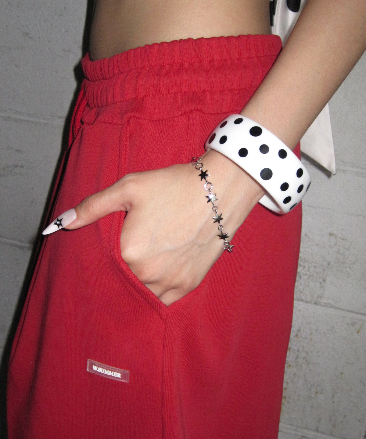 잇더즌매터(IT DOESN'T MATTER) Star loop bracelet