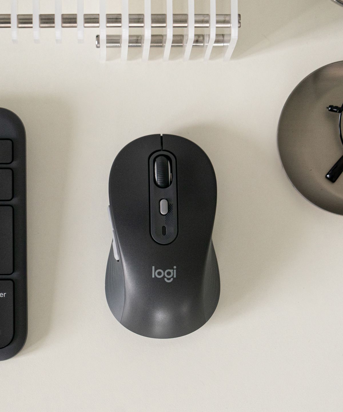 로지텍(LOGITECH) 로지텍코리아 공식 M750 이지스위치 무소음 무선마우스 M 그래파이트