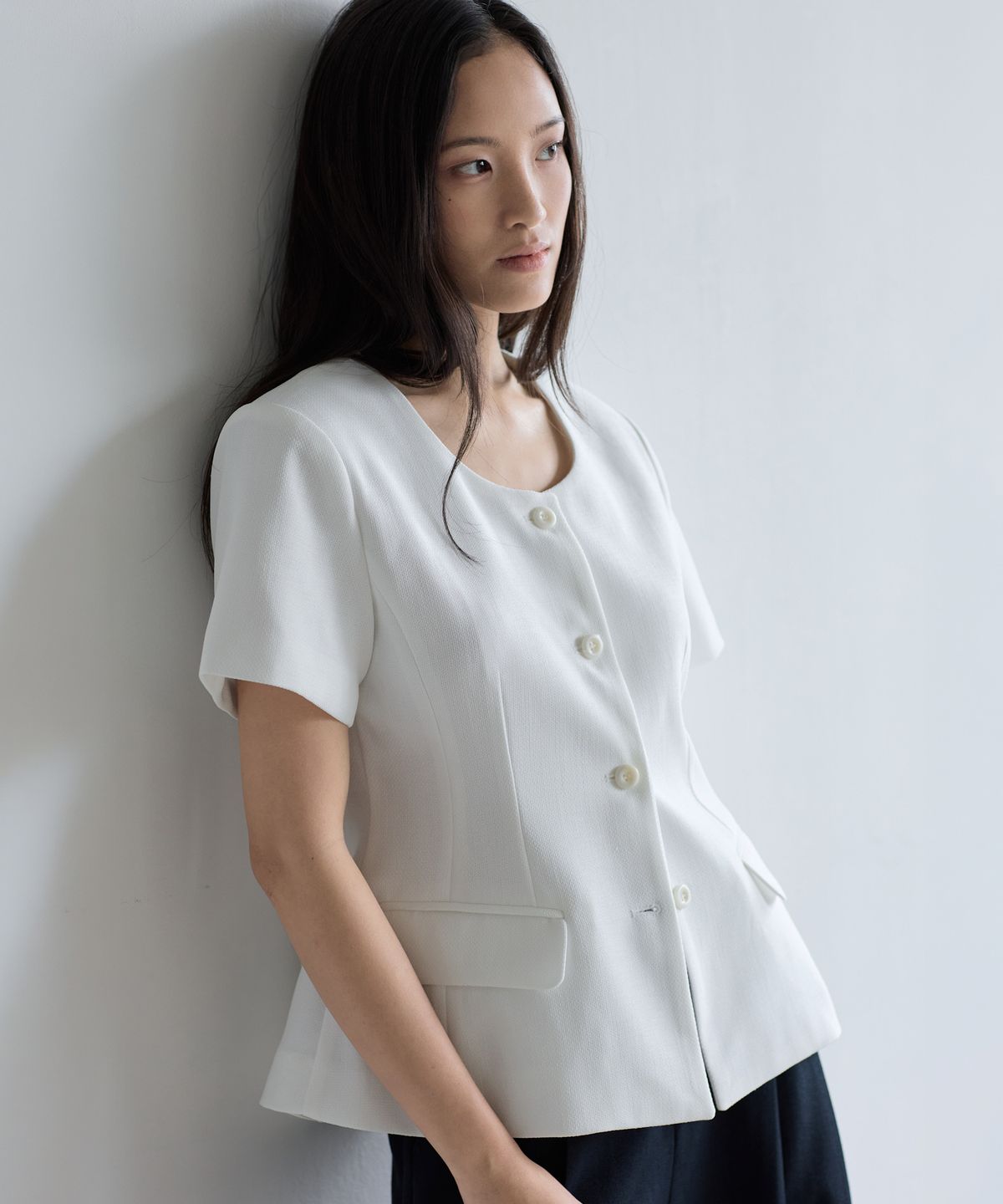 누토프(NUTOFFE) Round Line Jacket_White
