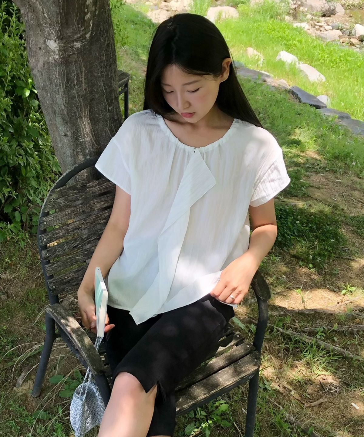 올리브 데 올리브(OLIVE DES OLIVE) 시어링 숏 슬리브 블라우스 OW6MB6700