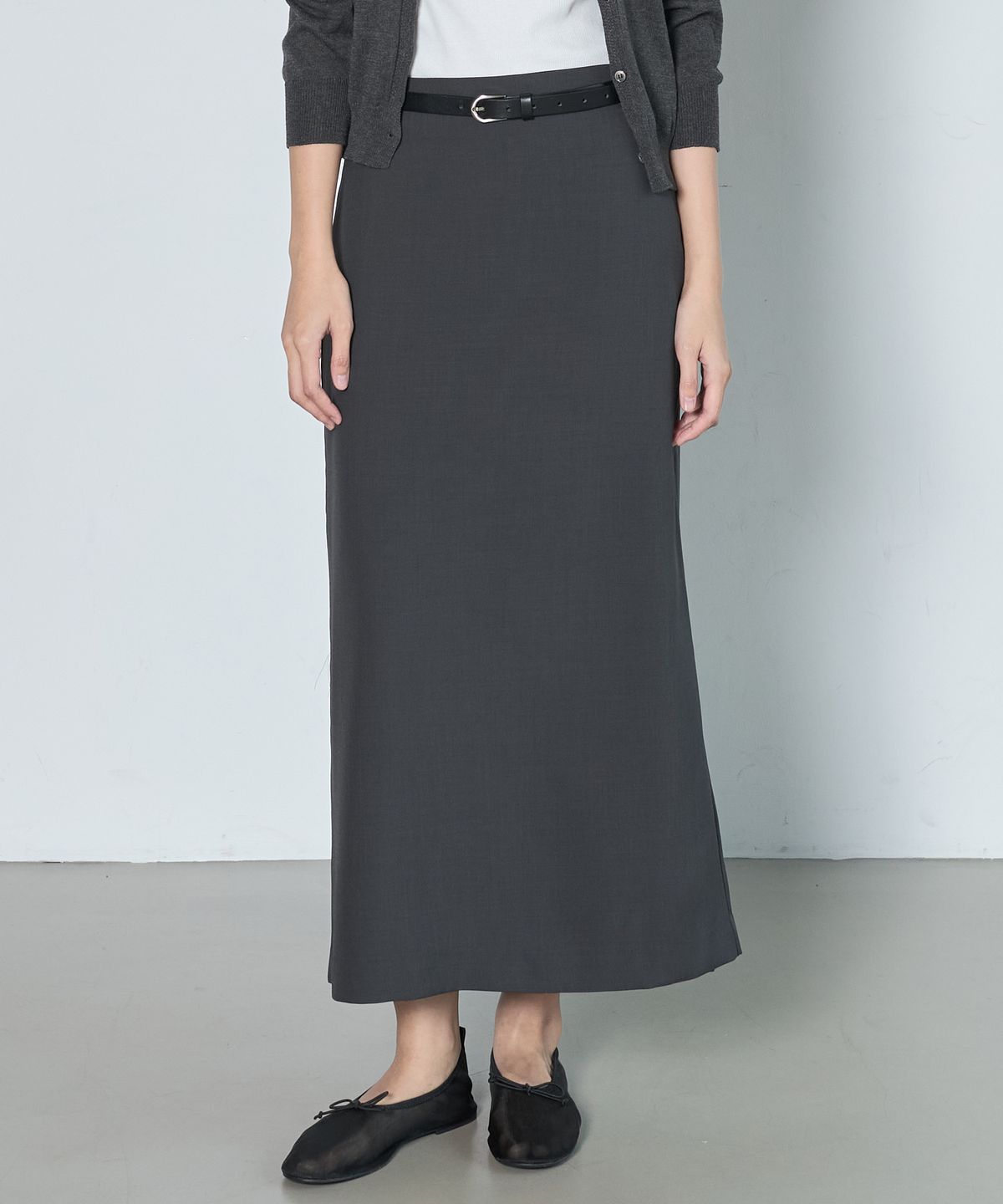 누토프(NUTOFFE) Low Skirt_Charcoal