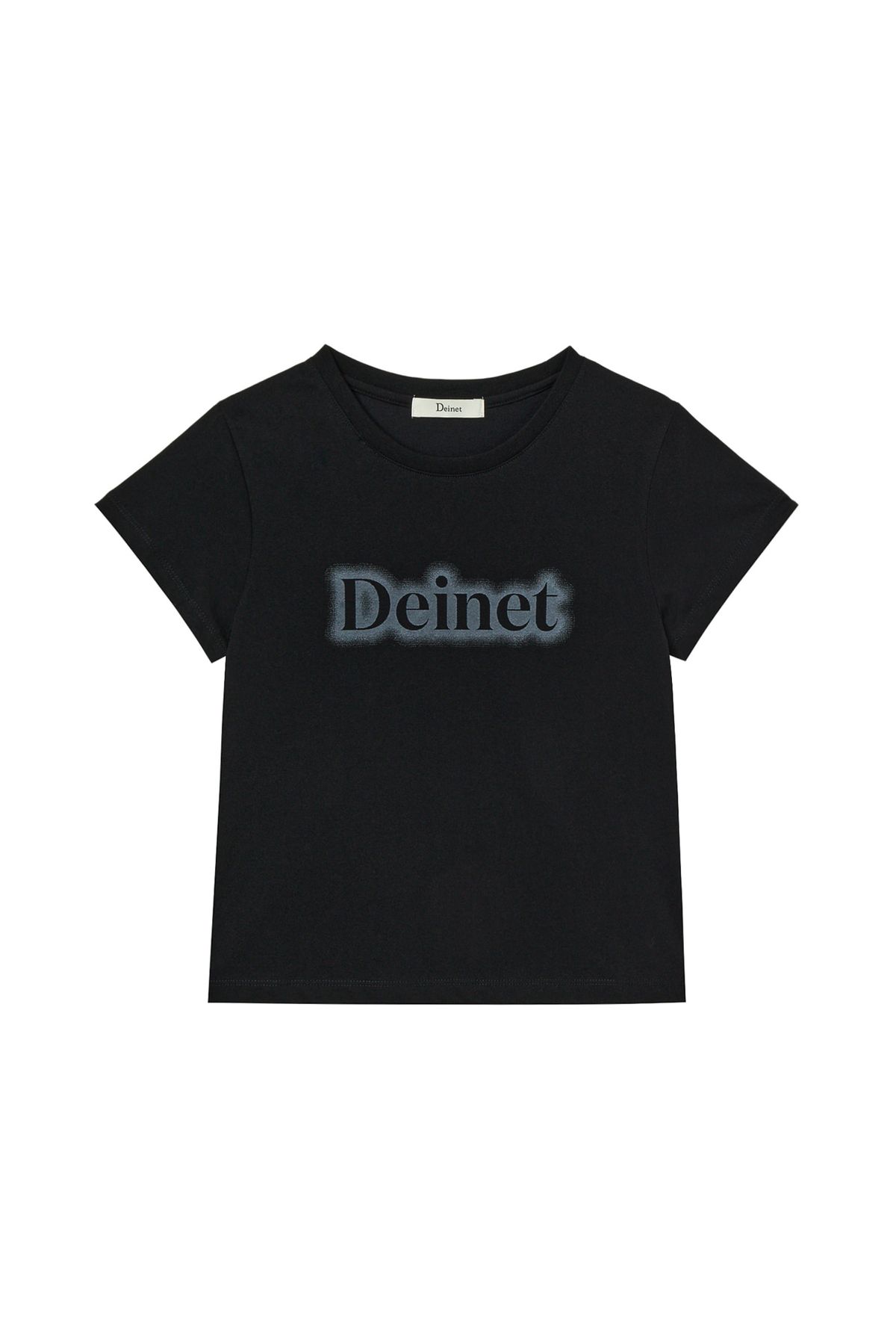 다이닛(DEINET) SPRAY LOGO PIGMENT T-SHIRT IN BLACK