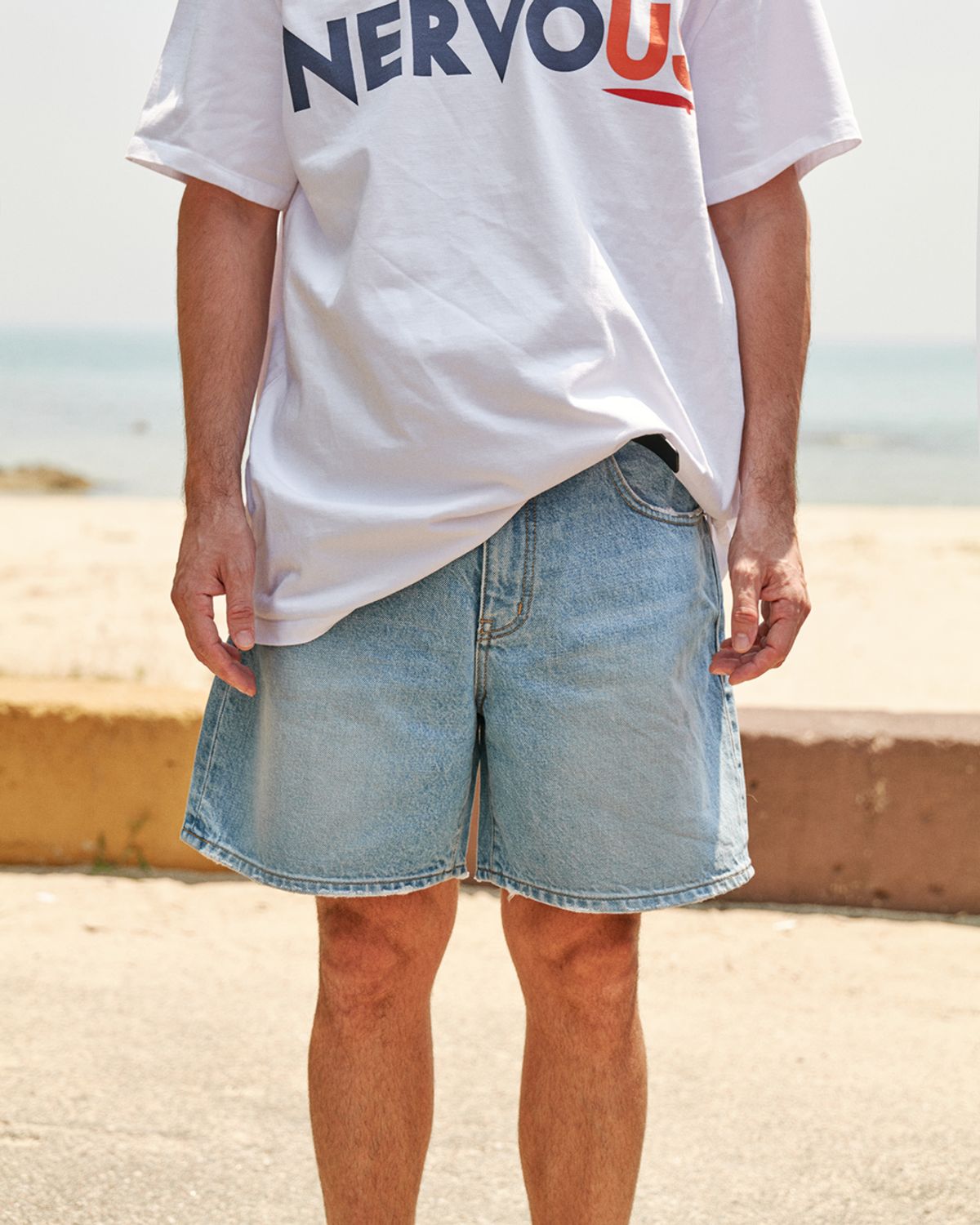 너버스(NERVOUS) DENIM SHORTS
