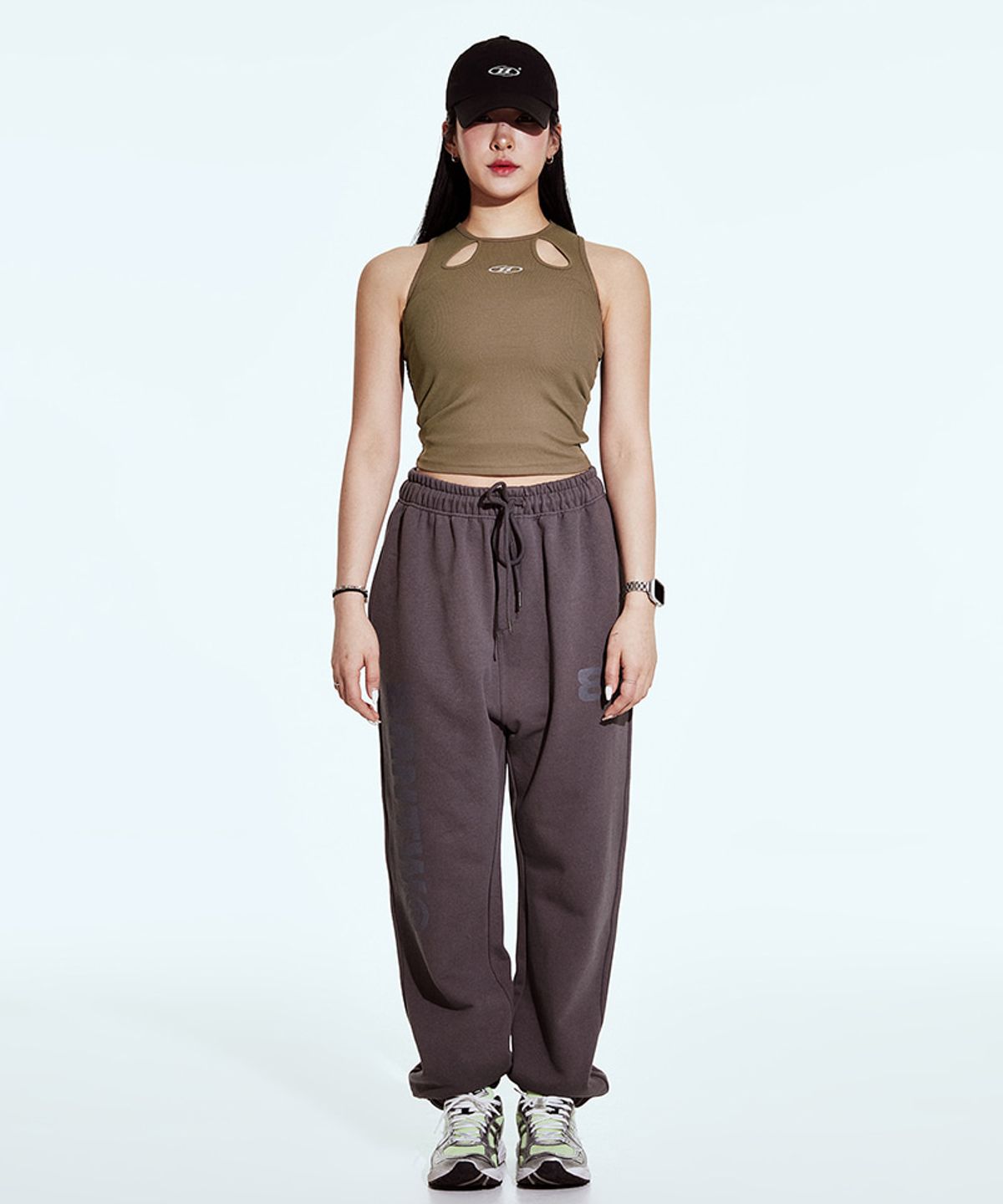 본투윈(BORN TO WIN) CUT-OUT TANK TOP [KHAKI]