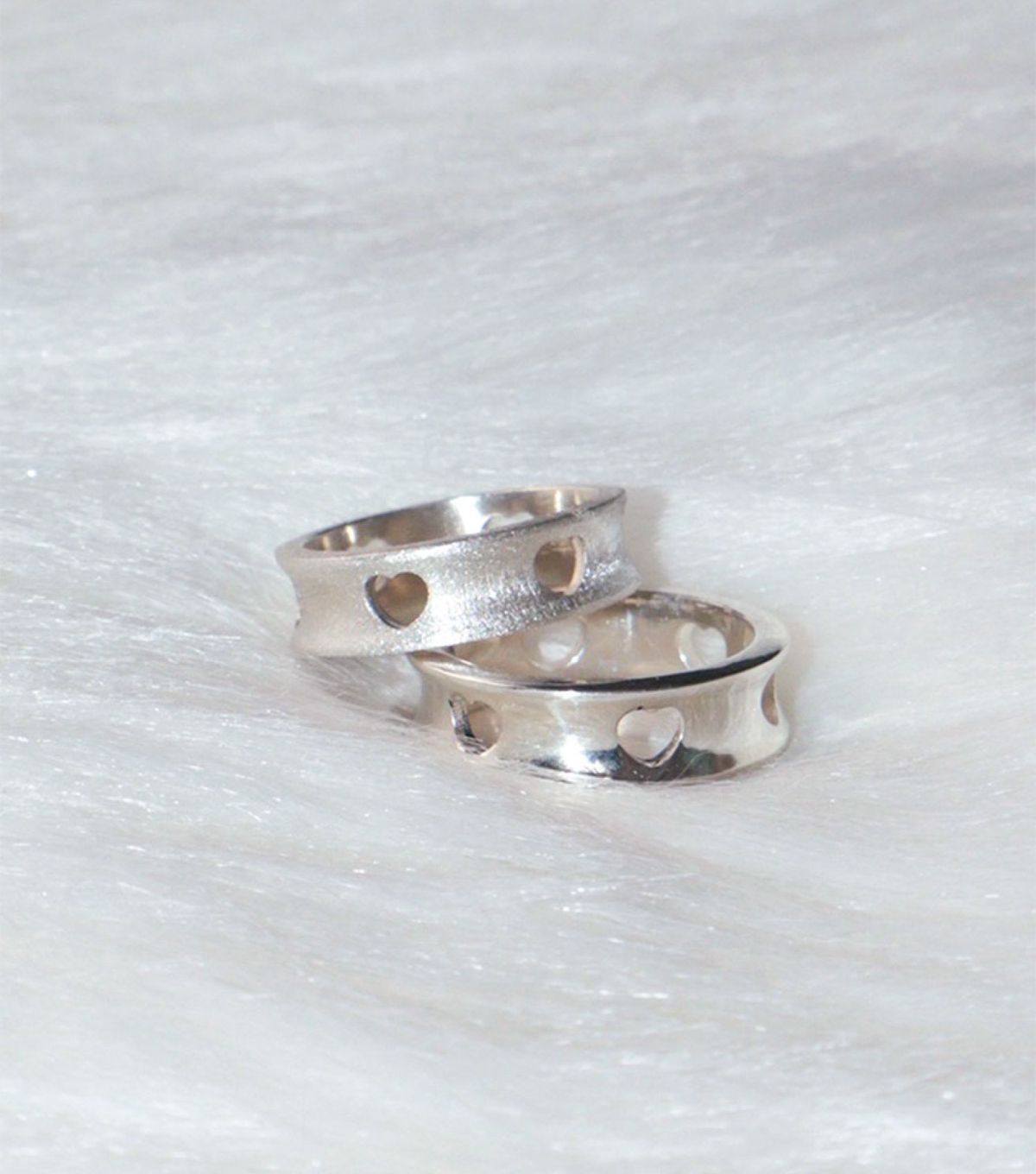 로아시(LOASI) heart hole circle ring