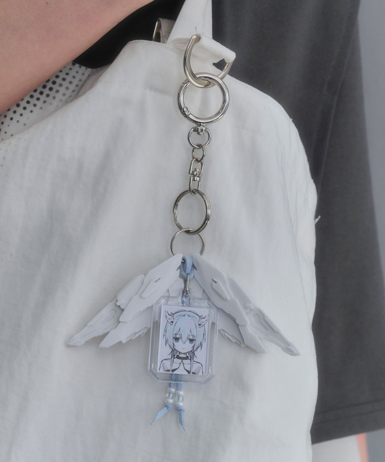 [nyzziz X MIUKI] Kiel Keyring (White)