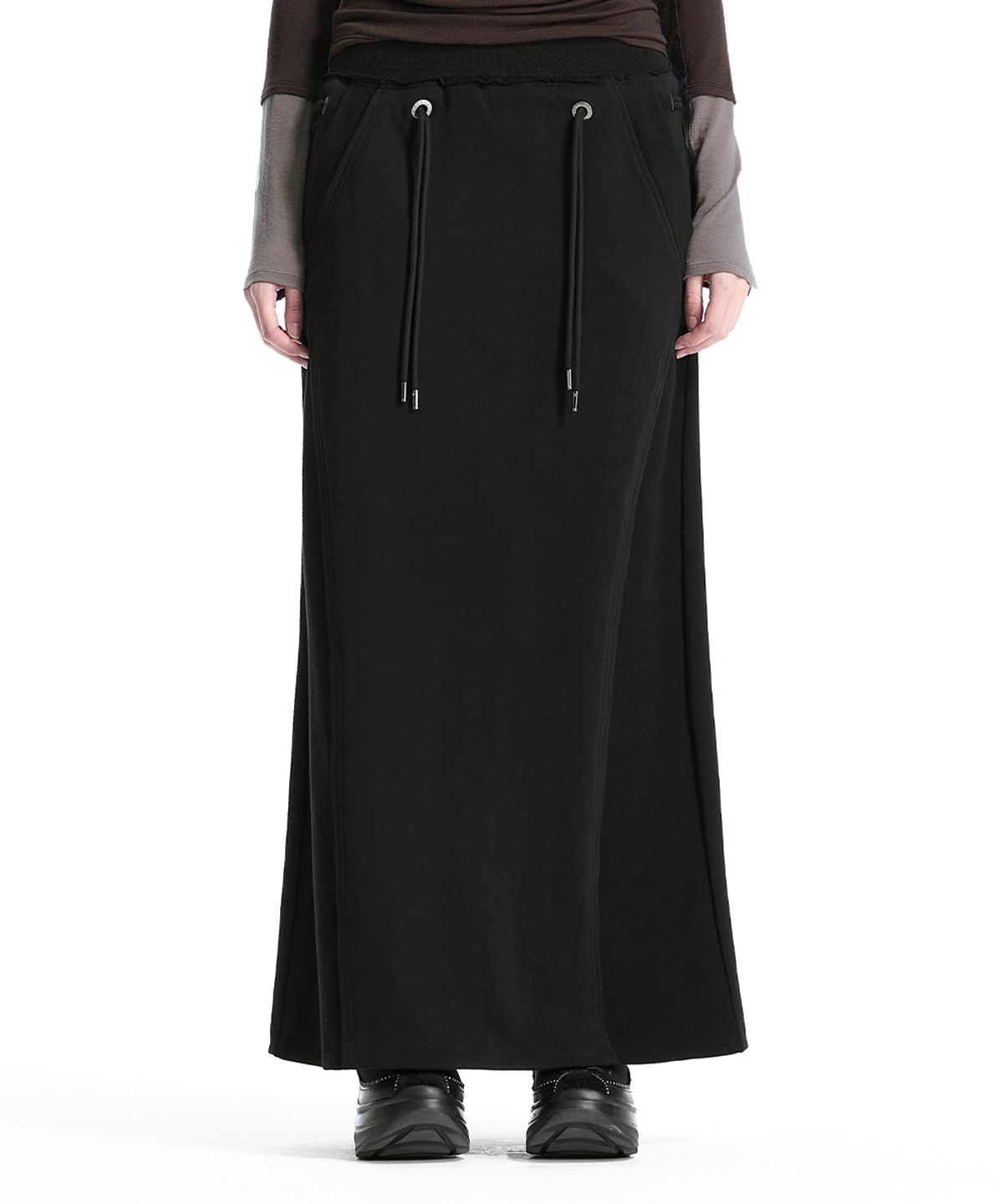 트리밍버드(TREEMINGBIRD) Lace-Up Eyelet Set-Up Skirt [ Black ]