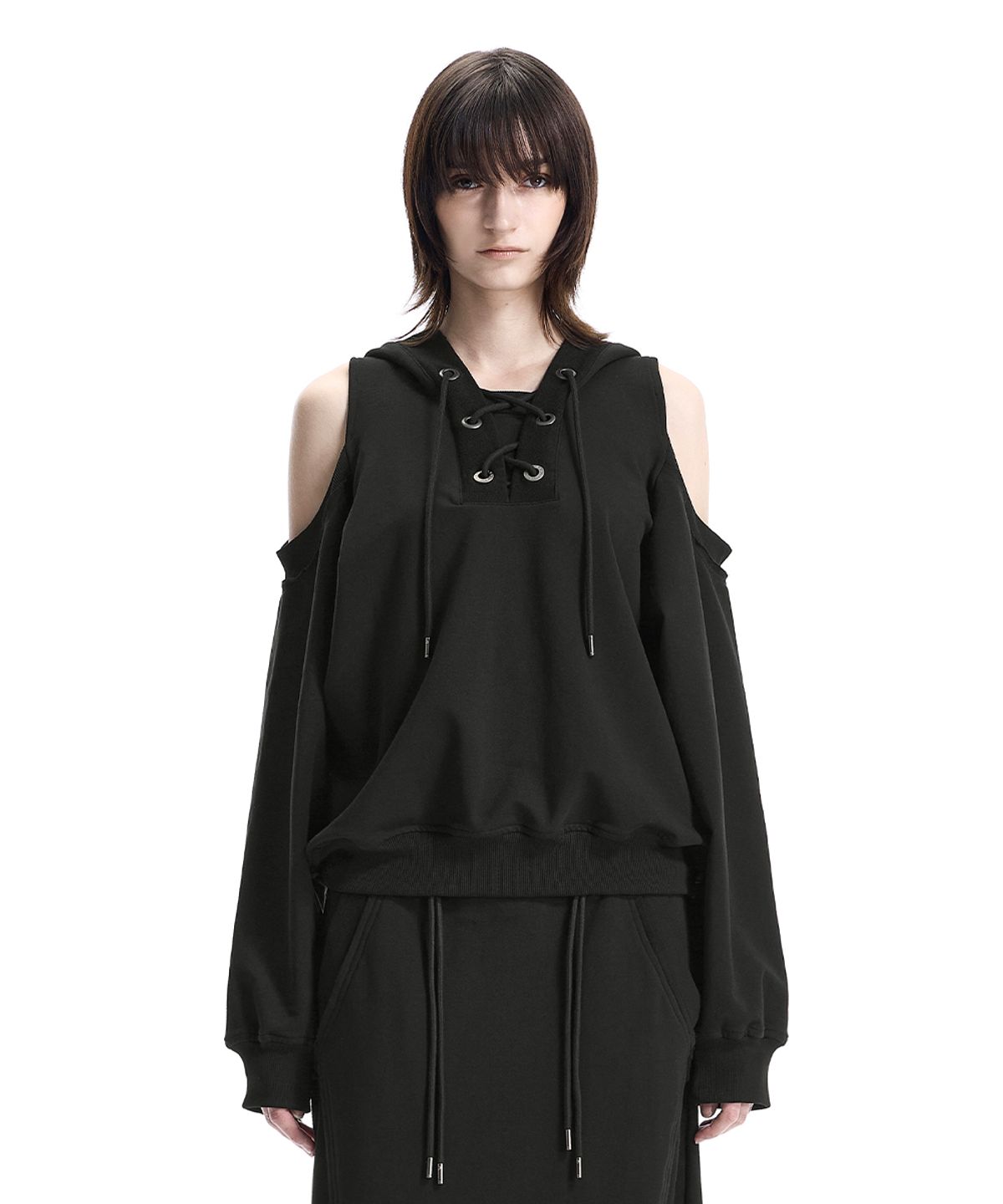 트리밍버드(TREEMINGBIRD) Lace-Up Eyelet Set-Up Hoodie [ Black ]