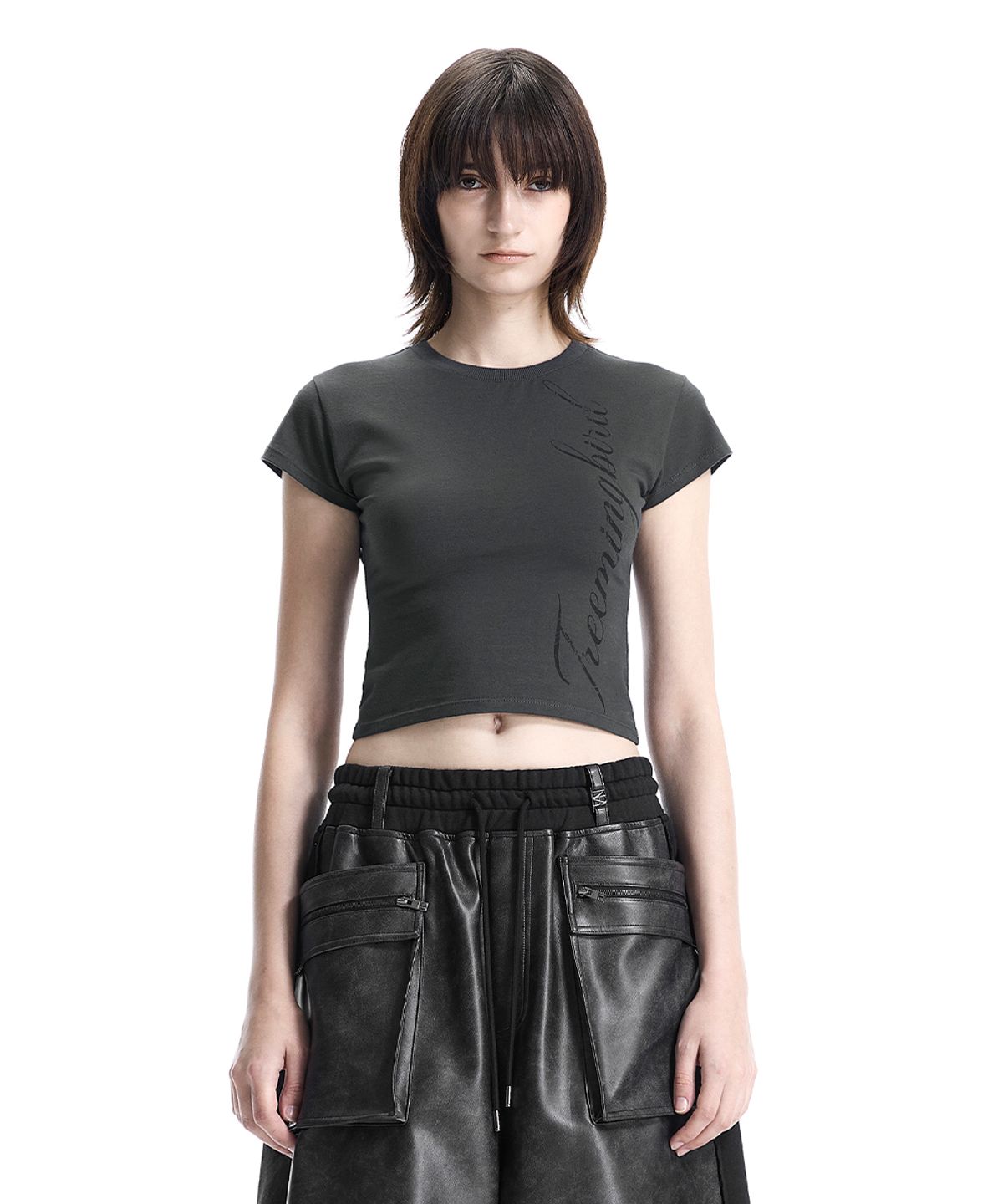 트리밍버드(TREEMINGBIRD) Script Logo Baby-Fit T-Shirt [ Charcoal ]