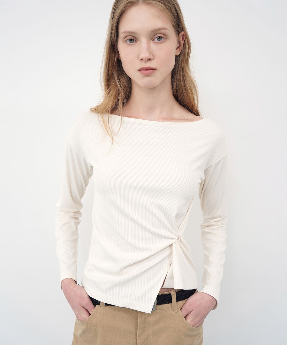 튜드먼트(TTUDEMENT) TWIST JERSEY BLOUSE_IVORY