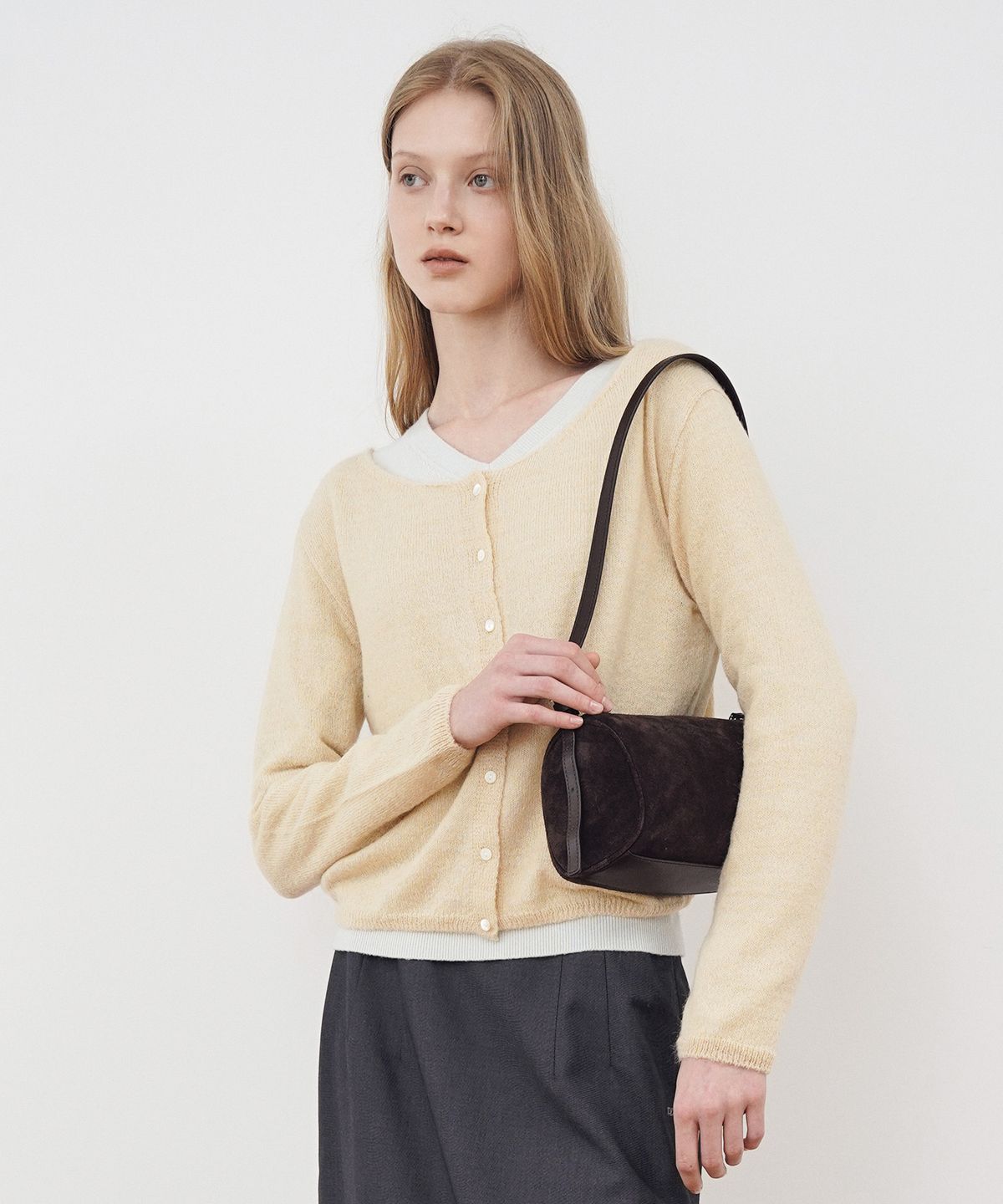 튜드먼트(TTUDEMENT) HAIRY WOOL ROUND CARDIGAN_BUTTER