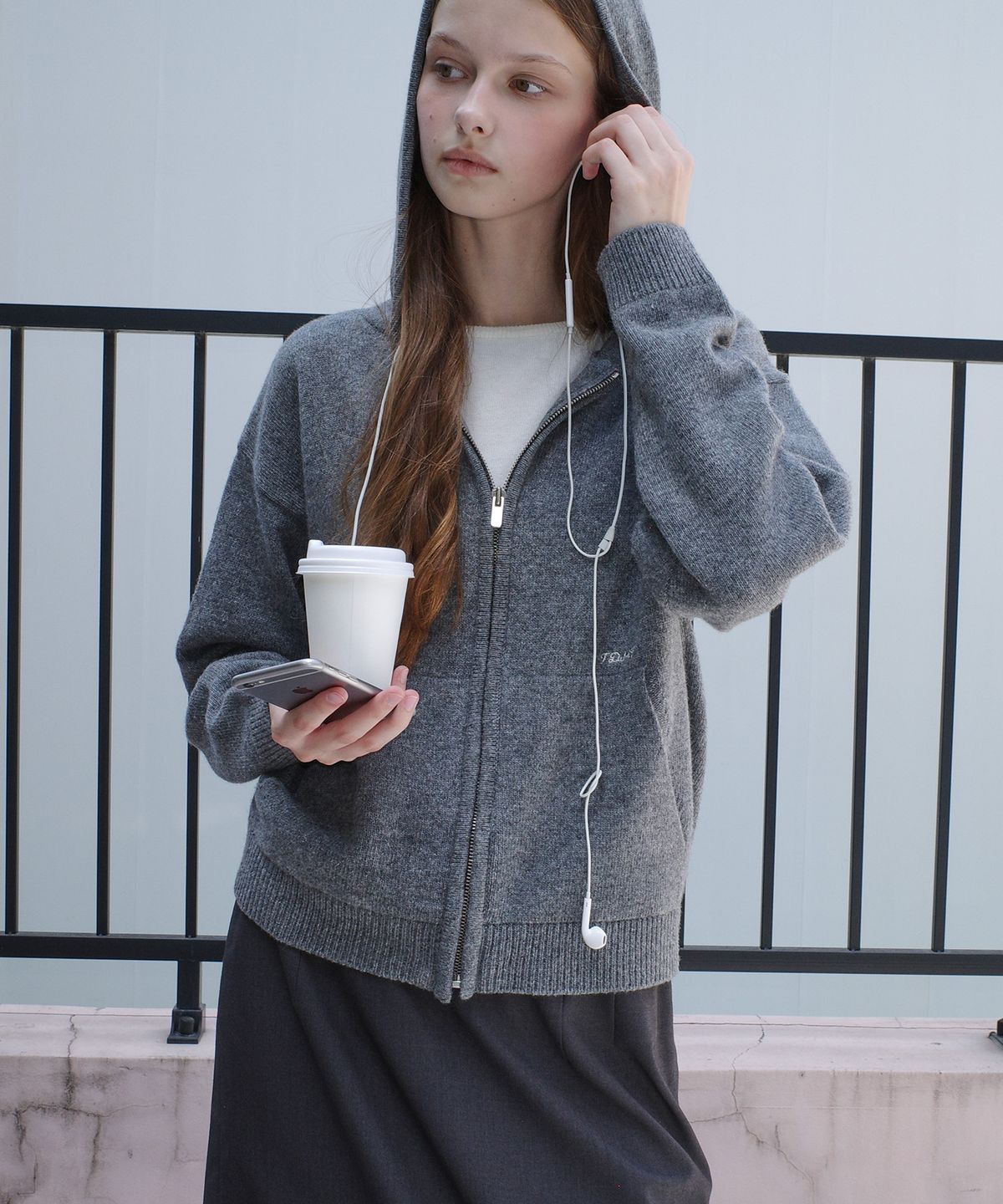 튜드먼트(TTUDEMENT) HOODIE ZIP-UP KNIT CARDIGAN_GREY