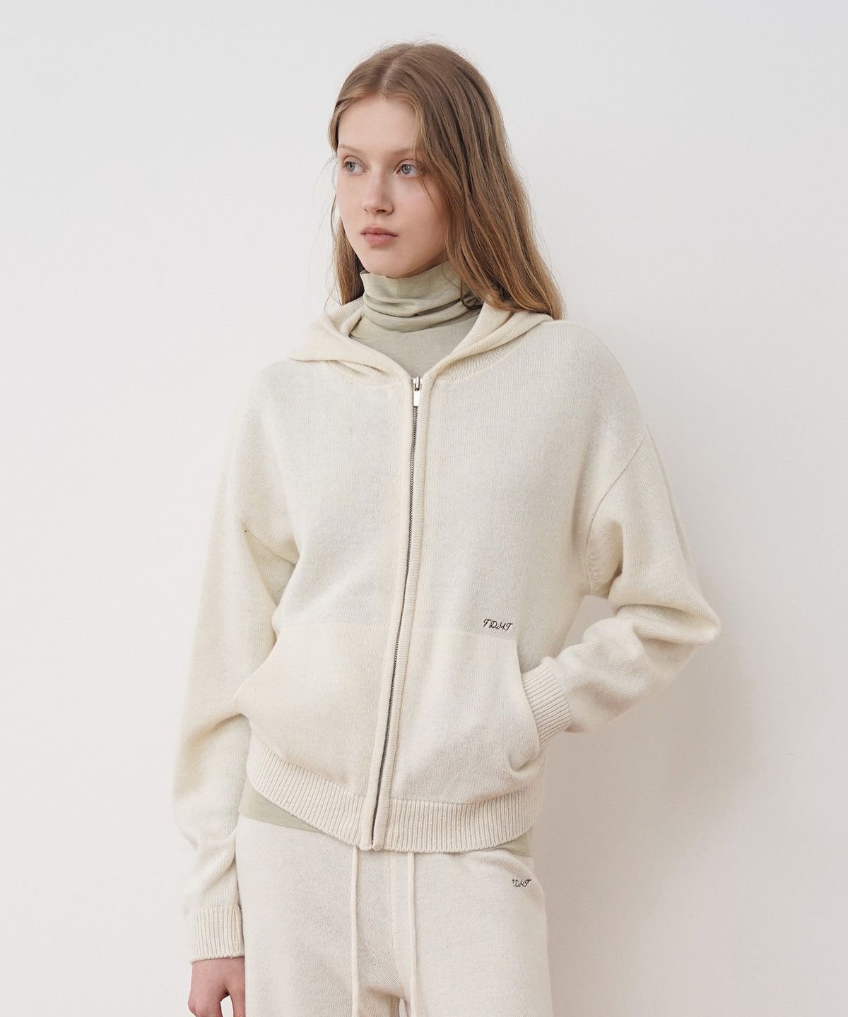 튜드먼트(TTUDEMENT) HOODIE ZIP-UP KNIT CARDIGAN_IVORY