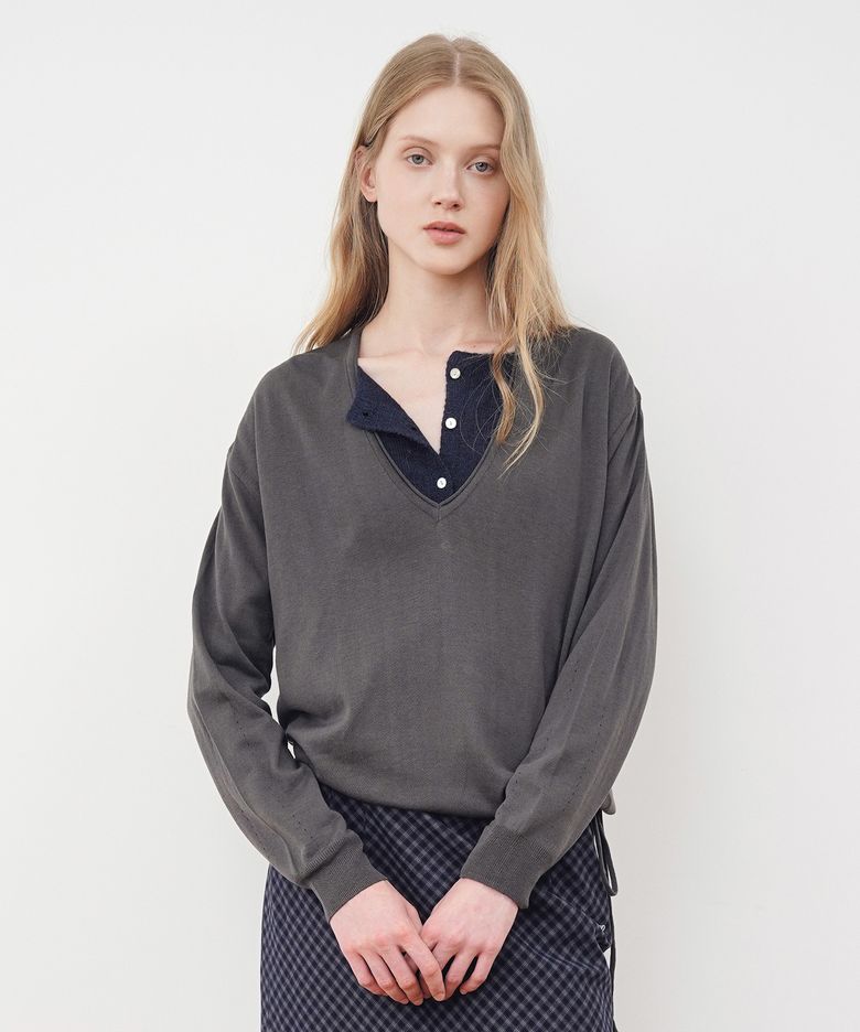 [브랜드위크 20%쿠폰] DEEP V-NECK KNIT PULLOVER_CHARCOAL