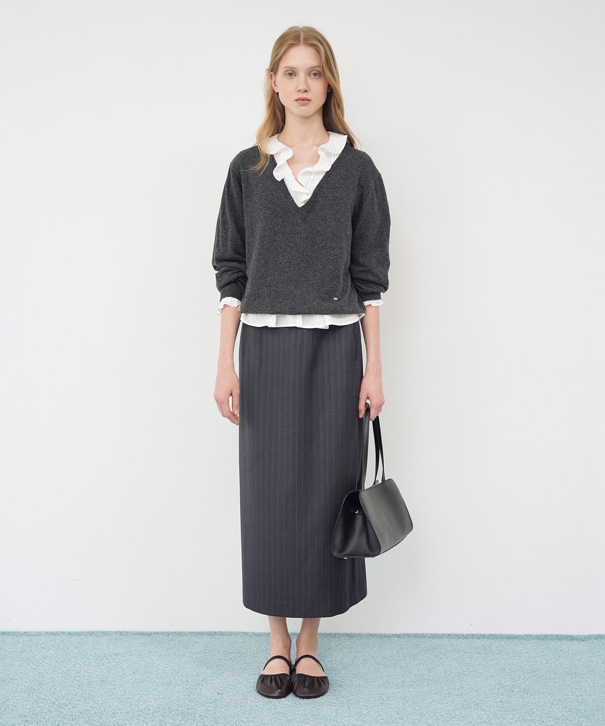 튜드먼트(TTUDEMENT) H-LINE MAXI SKIRT_NAVY STRIPE