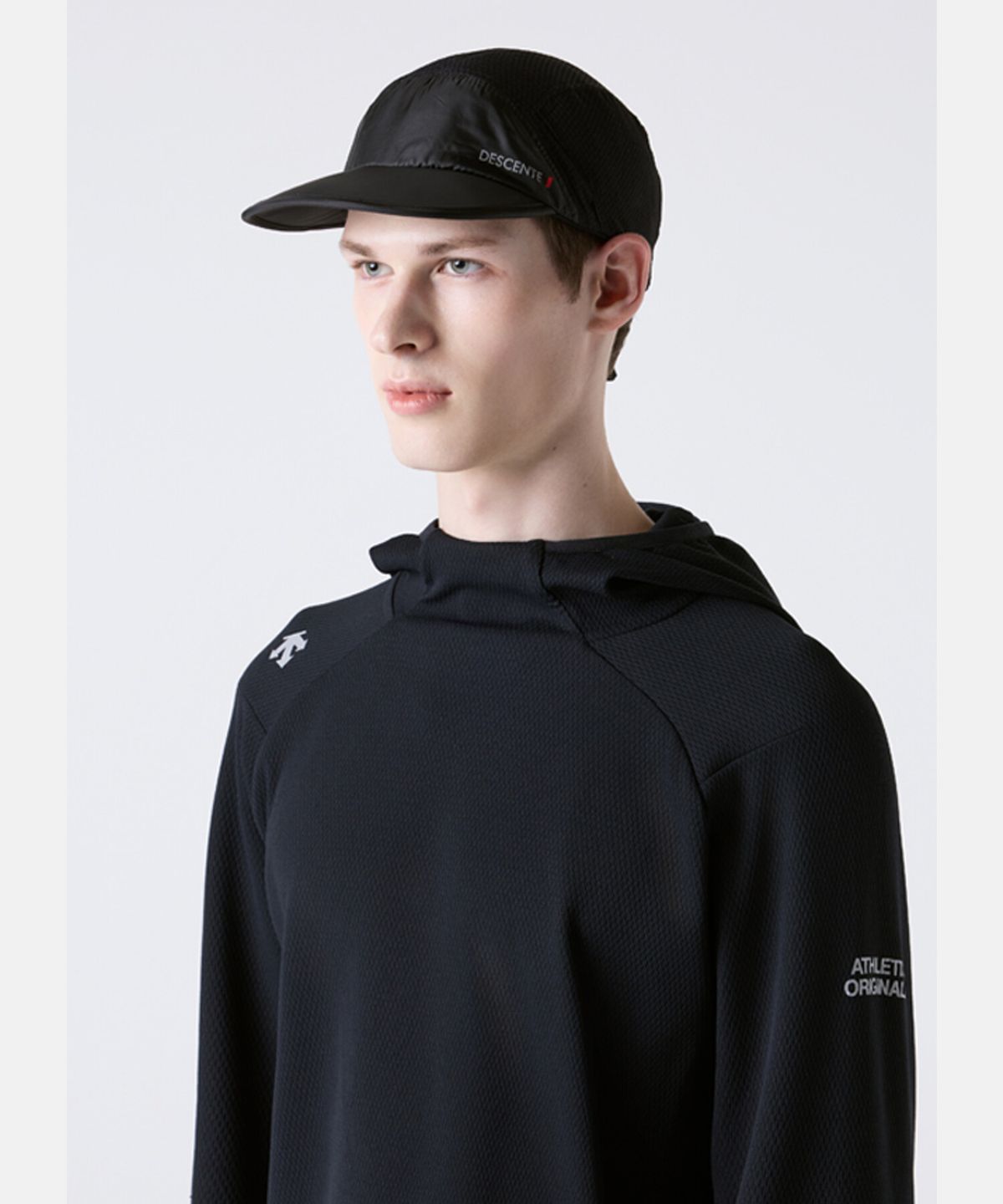 데상트(DESCENTE) 러닝 메쉬캡 블랙 SR323RCP71