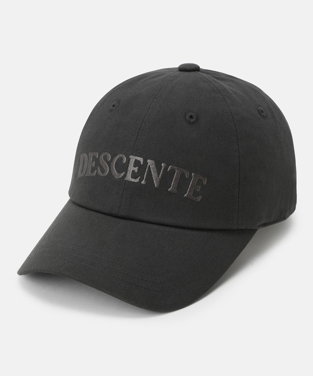 데상트(DESCENTE) 워딩 엠보 로고 볼캡 다크 그레이 SR323UCP70