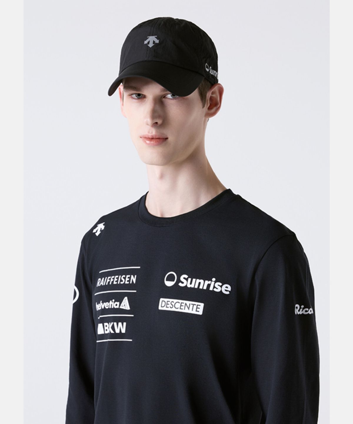 데상트(DESCENTE) 스위스 스키팀 나일론캡 블랙 SR323ICP71