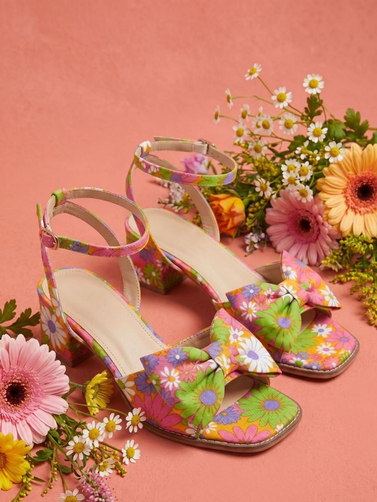 인더발코니(IN THE BALCONY) Fraise Rose & Smile