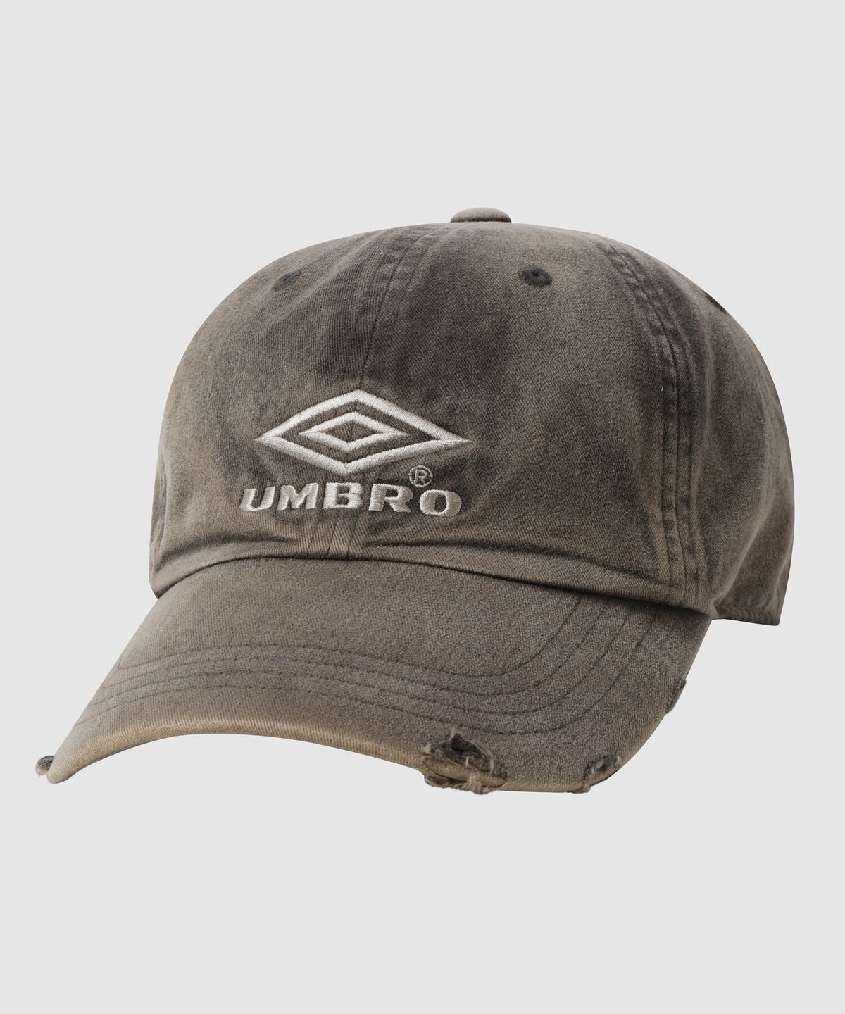 엄브로(UMBRO) 에센셜 데미지 워싱 볼캡 브라운 UR323CCP94