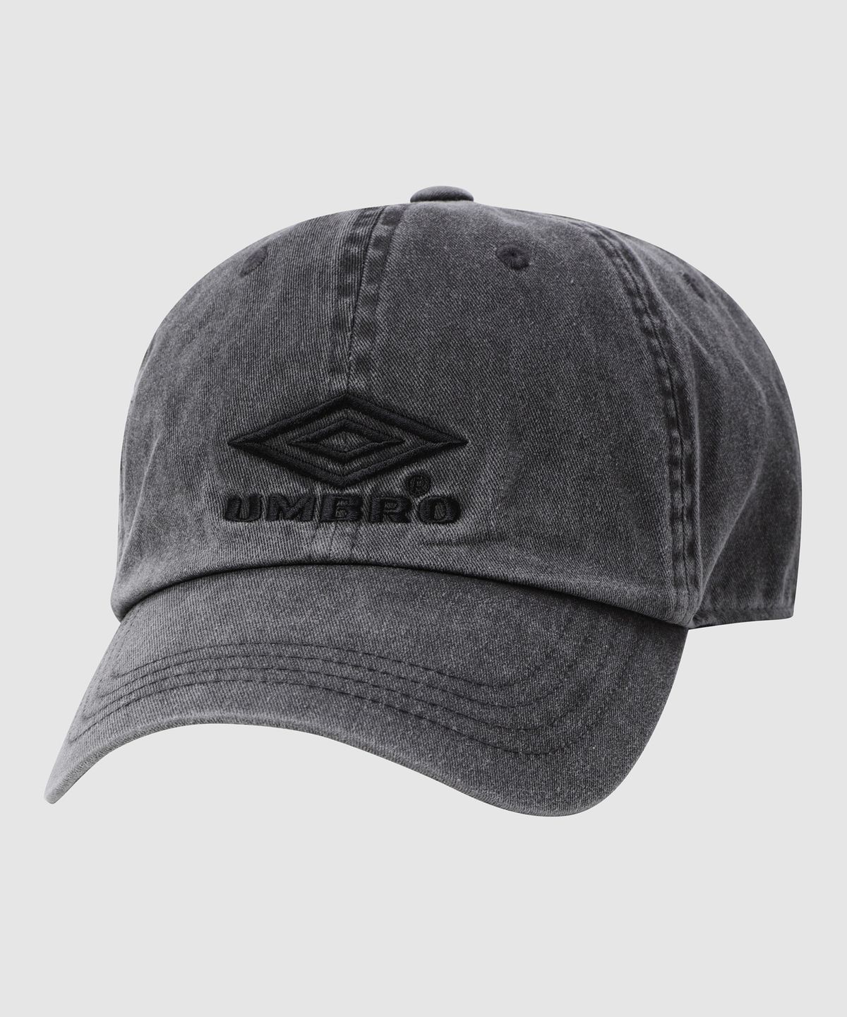 엄브로(UMBRO) 에센셜 워싱 볼캡 챠콜 UR323CCP93