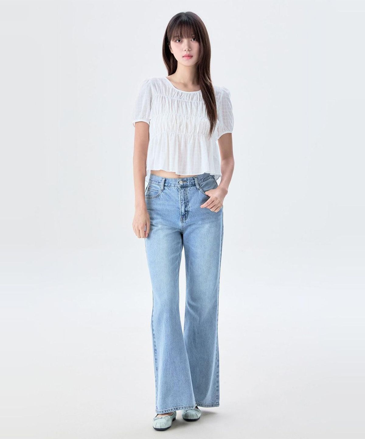 미쏘(MIXXO) 라운드넥 퍼프 블라우스_MIWBWG916G