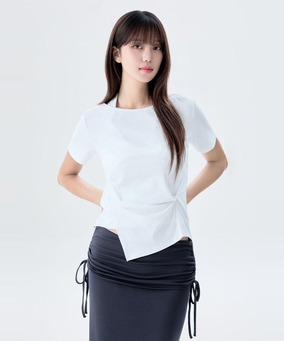 미쏘(MIXXO) 라운드넥 꼬임 티셔츠_MIWHWG91AA