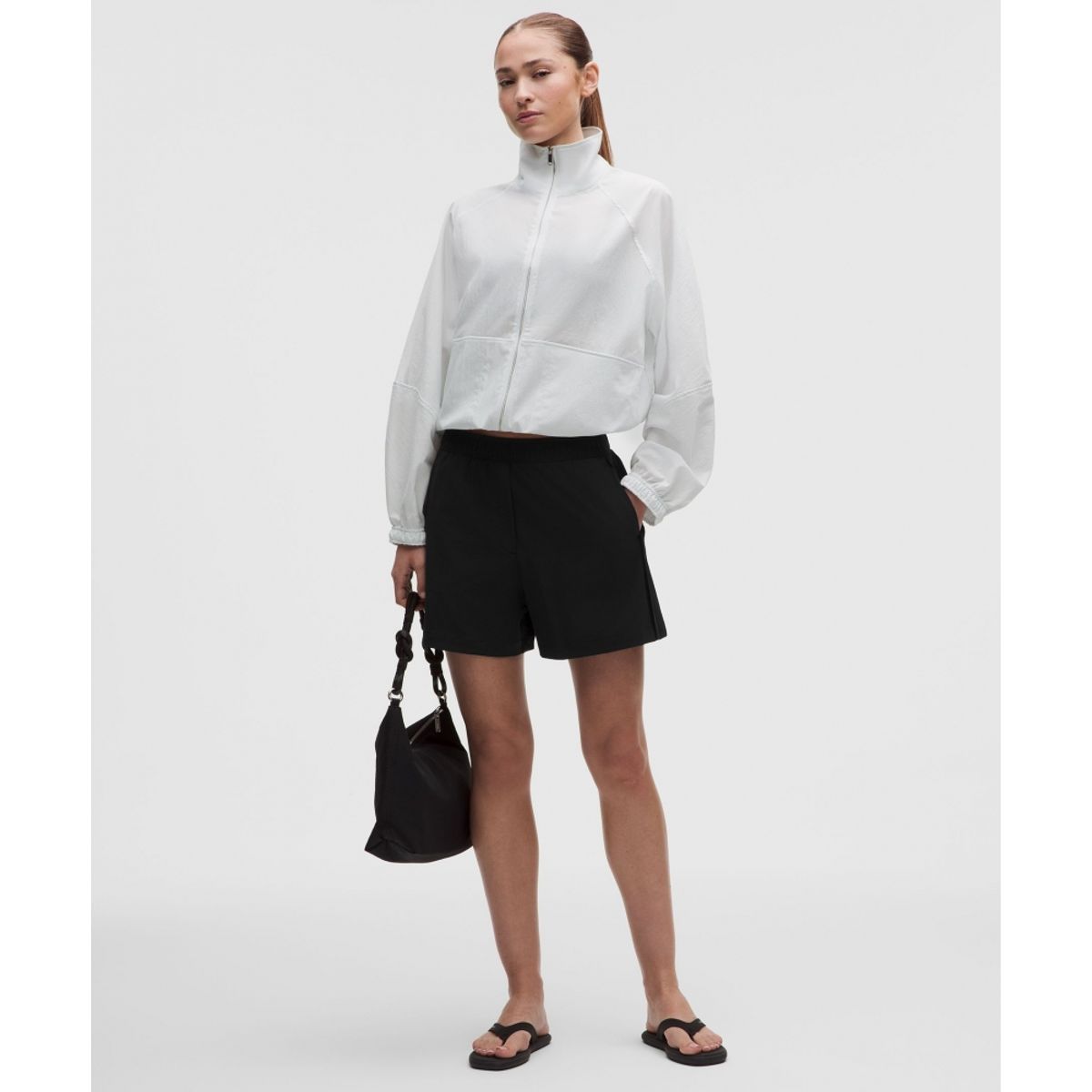 룰루레몬(LULULEMON) 스트레치 우븐 하이라이즈 쇼츠 4inch  BLK