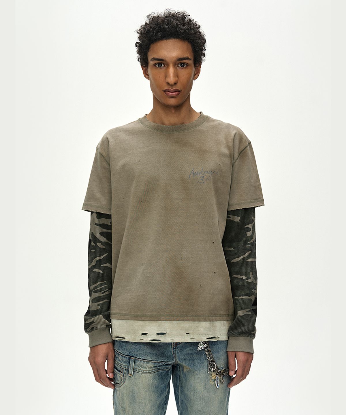 앤더슨벨(ADSB ANDERSSON BELL) DISTRESS LAYERED LONG SLEEVE T-SHIRT (BEIGE)