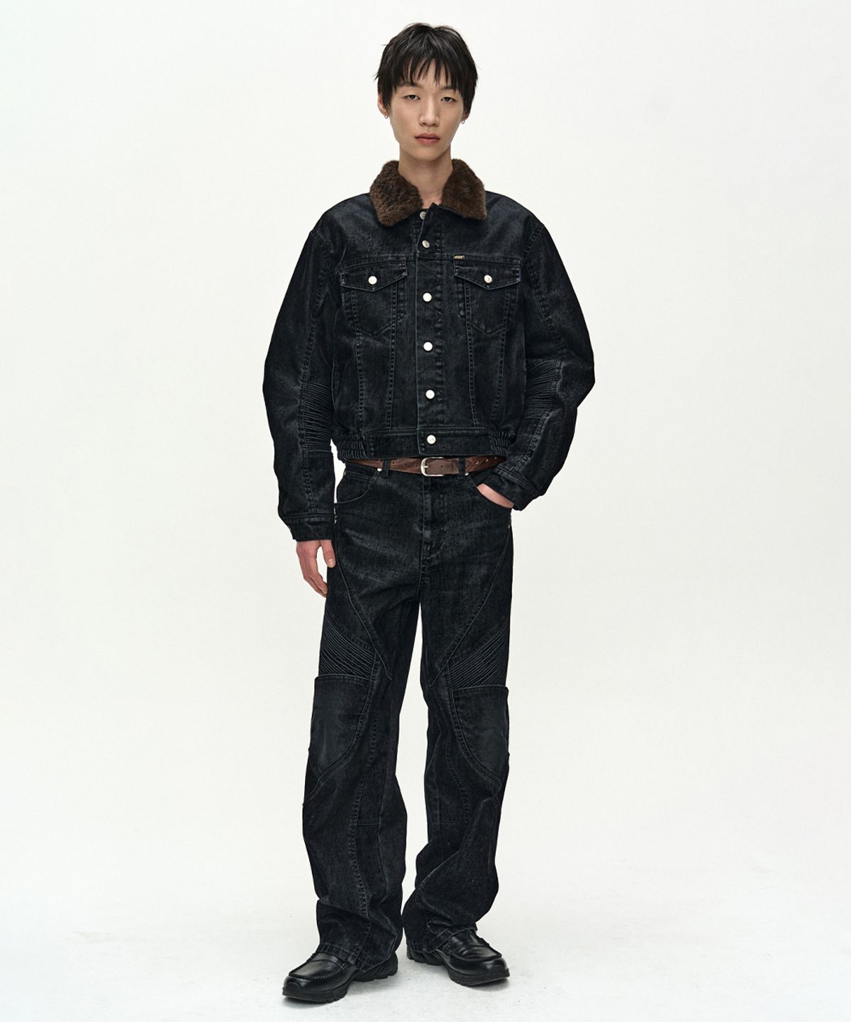 앤더슨벨(ADSB ANDERSSON BELL) UNISEX RODEO BIKER WIDE-LEG JEANS (BLACK)