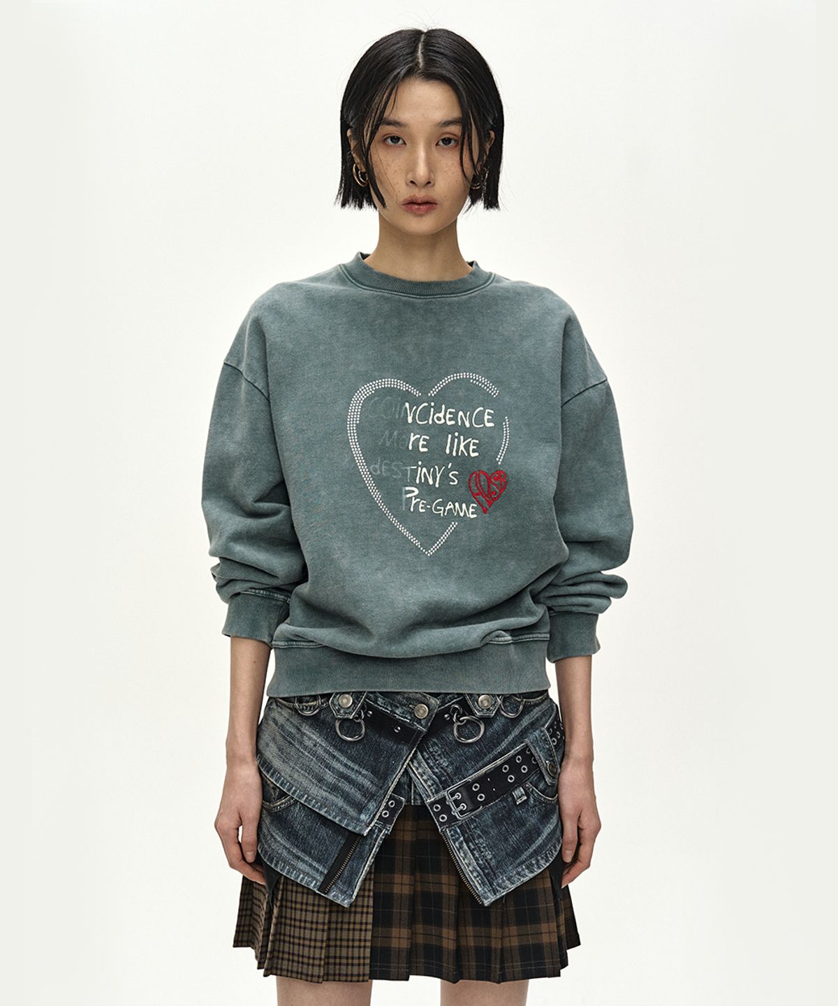 앤더슨벨(ADSB ANDERSSON BELL) (ESSENTIAL) UNISEX HEART FIX SWEATSHIRT (GREEN)