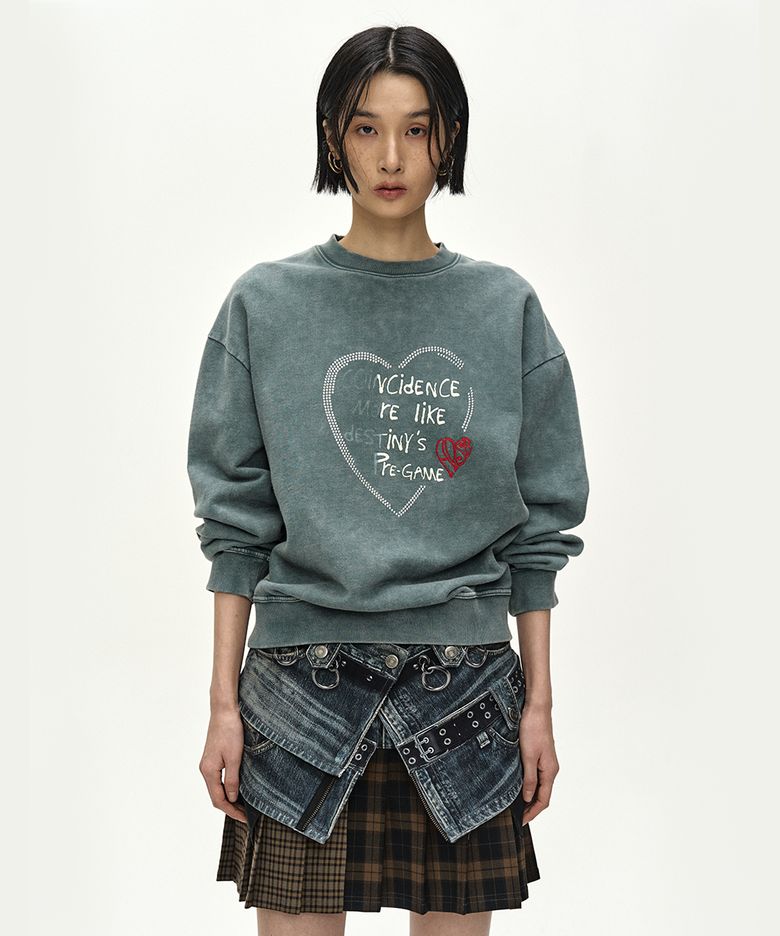 (ESSENTIAL) UNISEX HEART FIX SWEATSHIRT (GREEN)