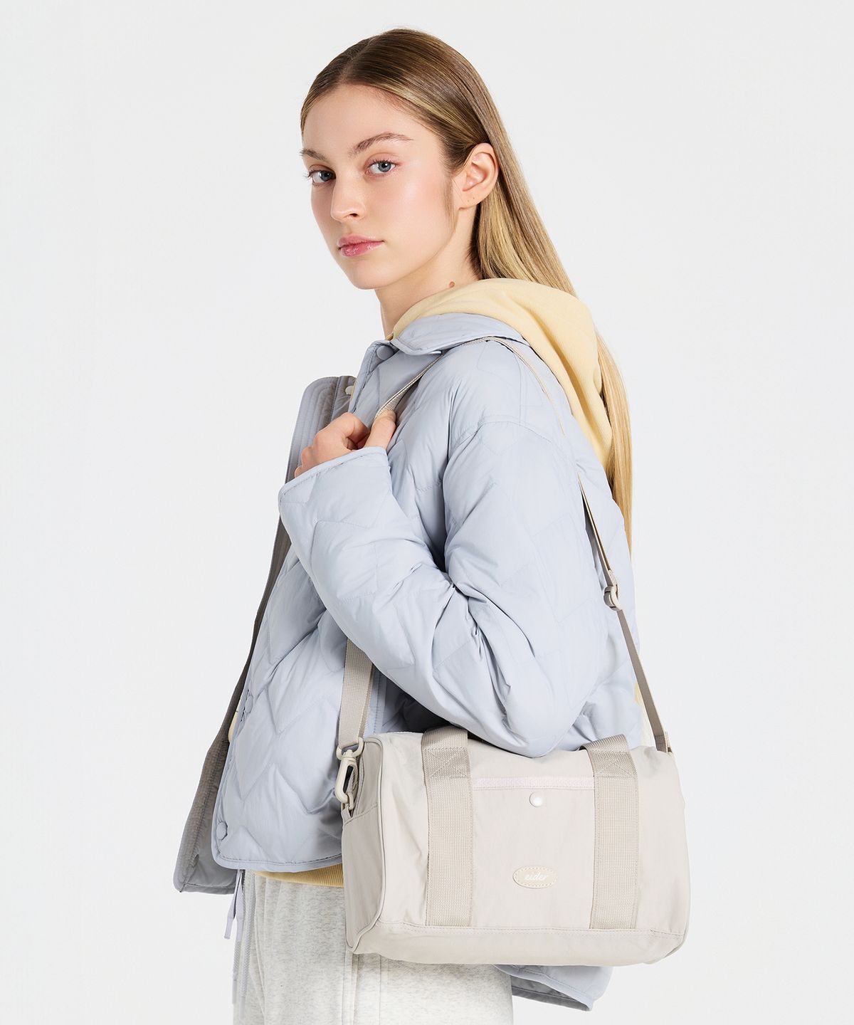 아이더(EIDER) MELLOW (멜로우) 토트백_Sand beige