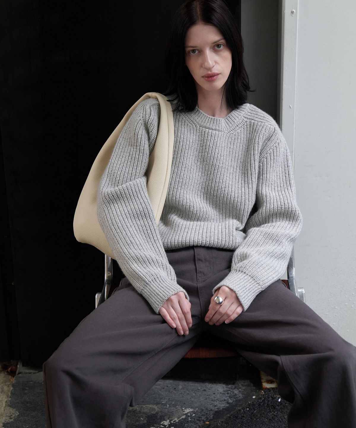108파운드(108POUND) Haze Lambswool Sweater_Melange gray