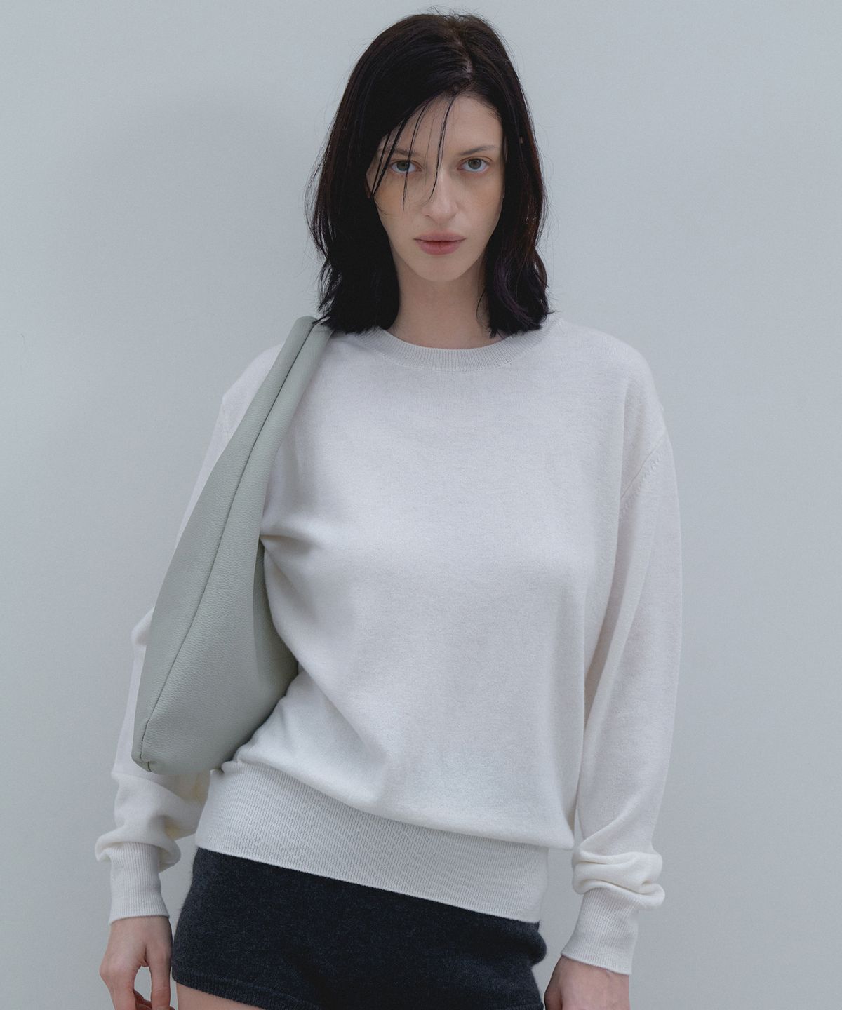 108파운드(108POUND) Everyday Crew Neck Sweater_Ivory