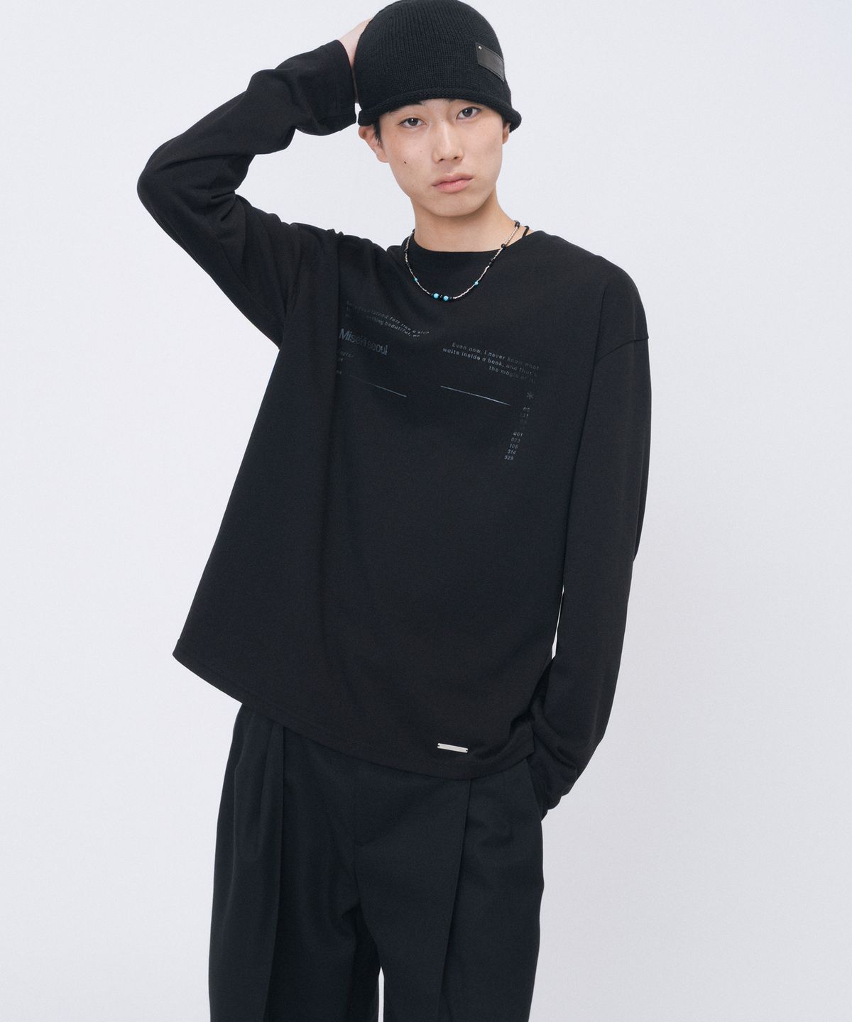 미세키서울 맨(MISEKISEOUL MEN) Typo layout long sleeve BLACK