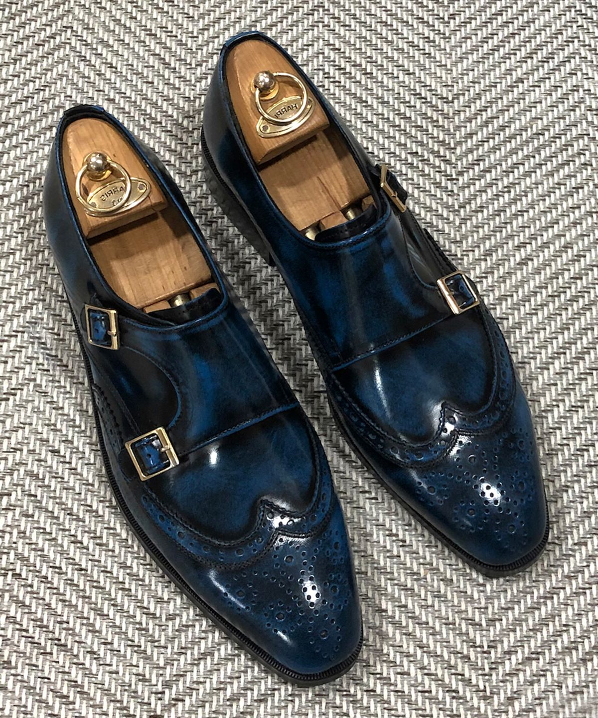 조앤슈(JOENSHOE) 던킨 클래식 슬림 더블몽크스트랩 블루