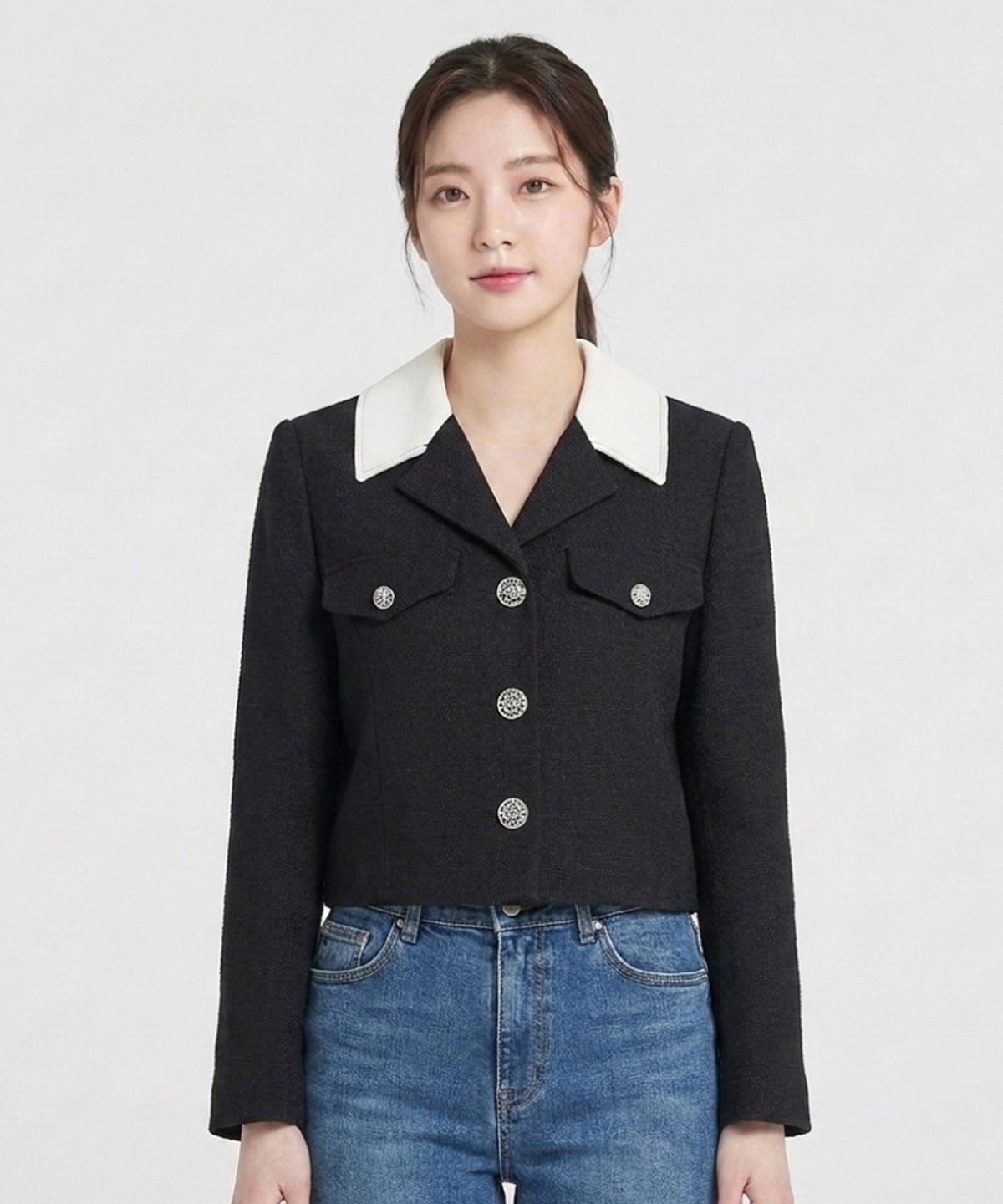 에꼴드파리(ECOLEDEPARIS) 배색카라 크롭 자켓_RB34WJCM35Z