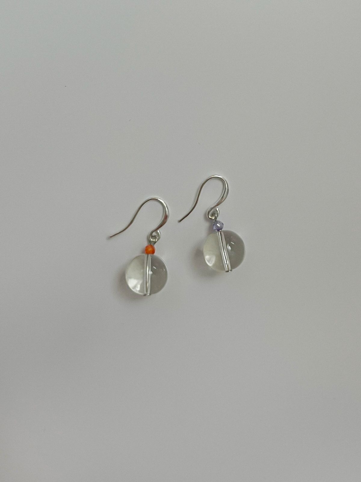 소수(SOSOO) Multi Beads Quartz Earrings