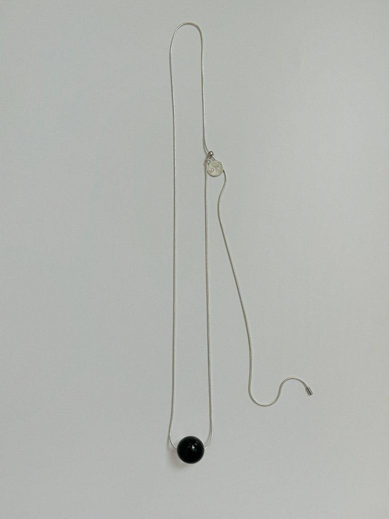 Bold Point Gemstone Long Necklace [Black]