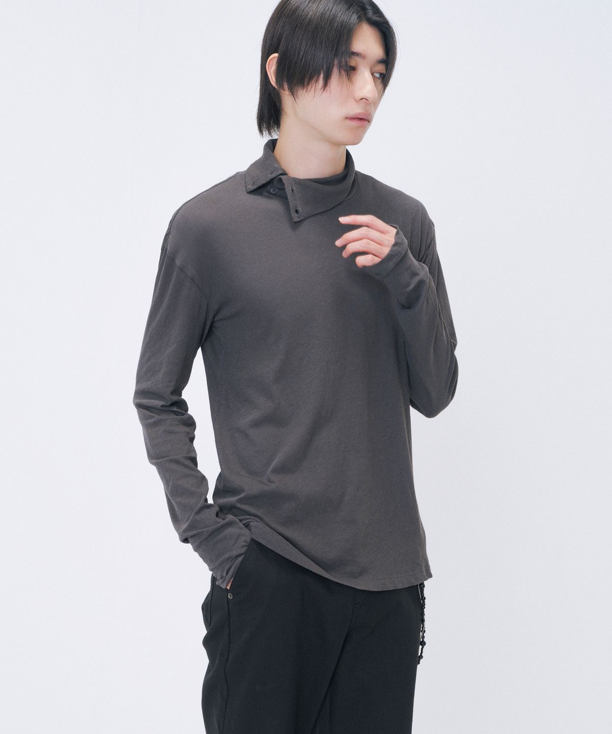 미세키서울 맨(MISEKISEOUL MEN) Drape neck long sleeve CHARCOAL