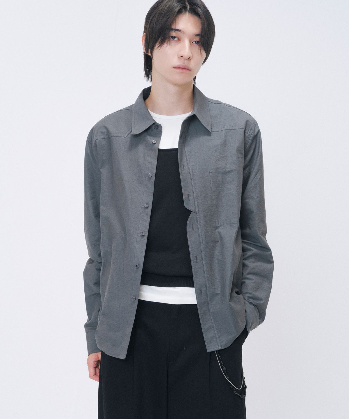 미세키서울 맨(MISEKISEOUL MEN) Slit placket yoke shirt CHARCOAL